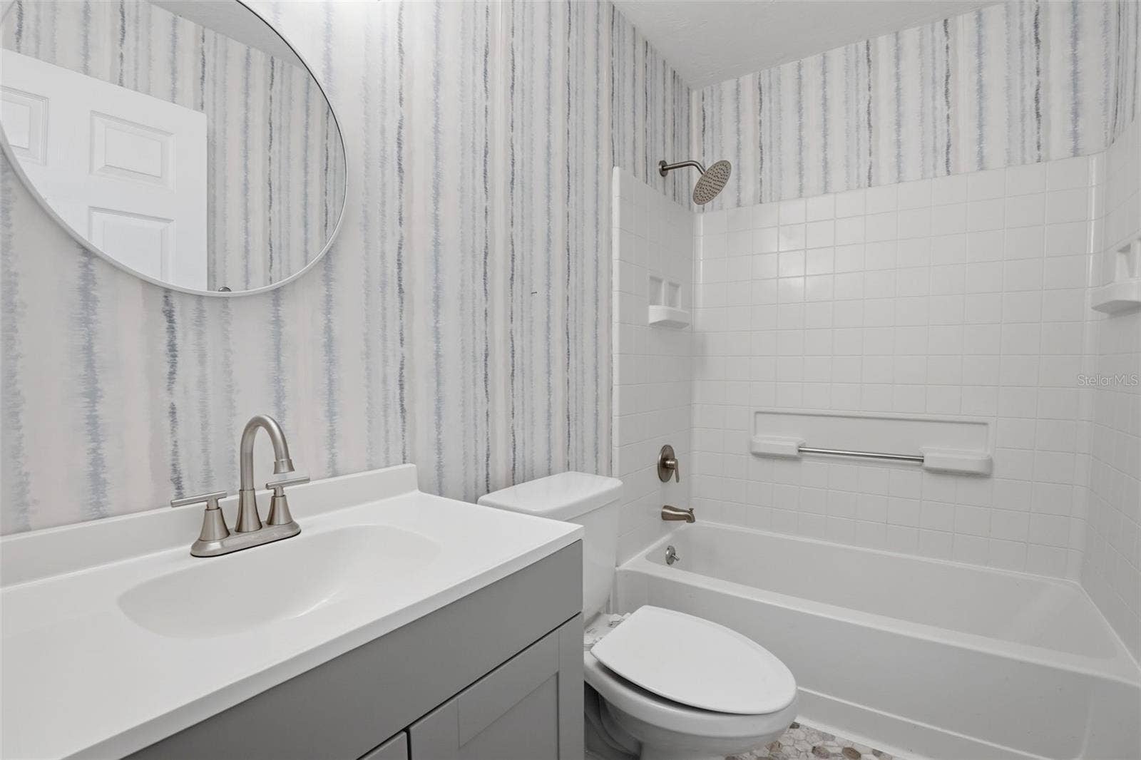 254 OLEANDER PLACE, Ormond Beach, FL 32174 Guest Bathroom