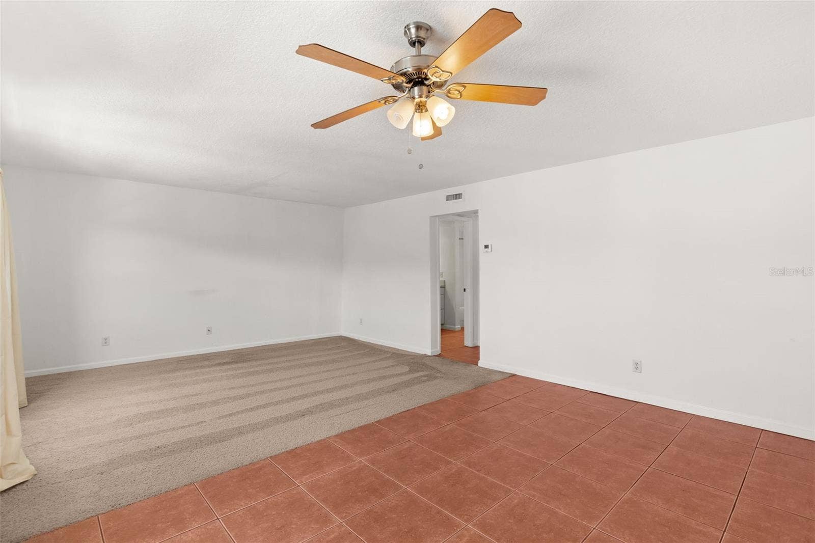 1000 S SEMORAN BOULEVARD, #302, Winter Park, FL 32792 1000 S SEMORAN BOULEVARD, #302, Winter Park, FL 32792