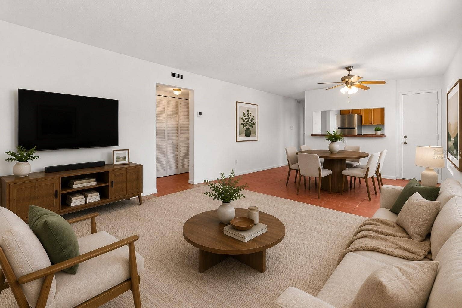 1000 S SEMORAN BOULEVARD, #302, Winter Park, FL 32792 Virtually staged