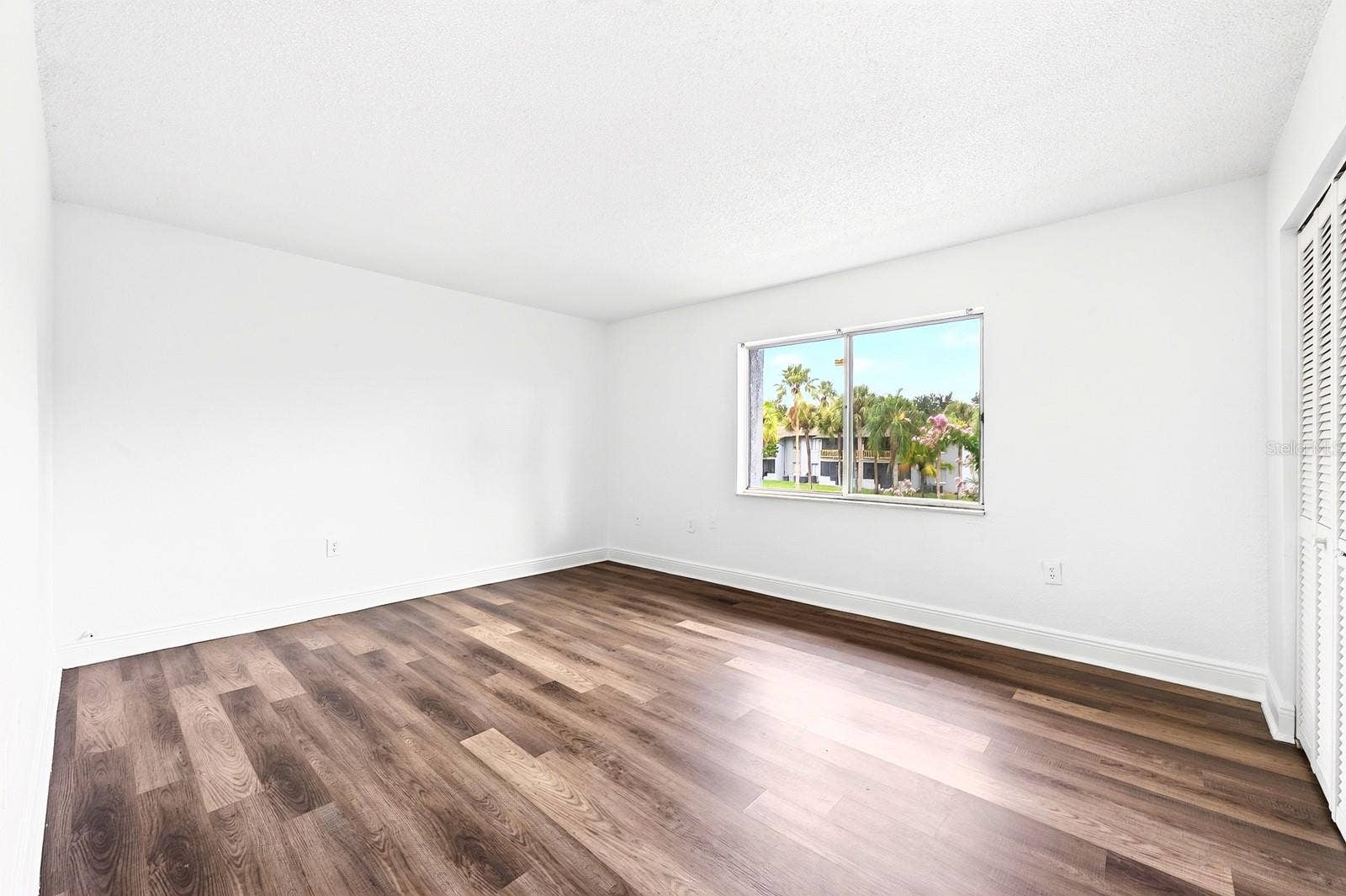 4737 S TEXAS AVENUE, #4737D, Orlando, FL 32839 Very spacious bedroom