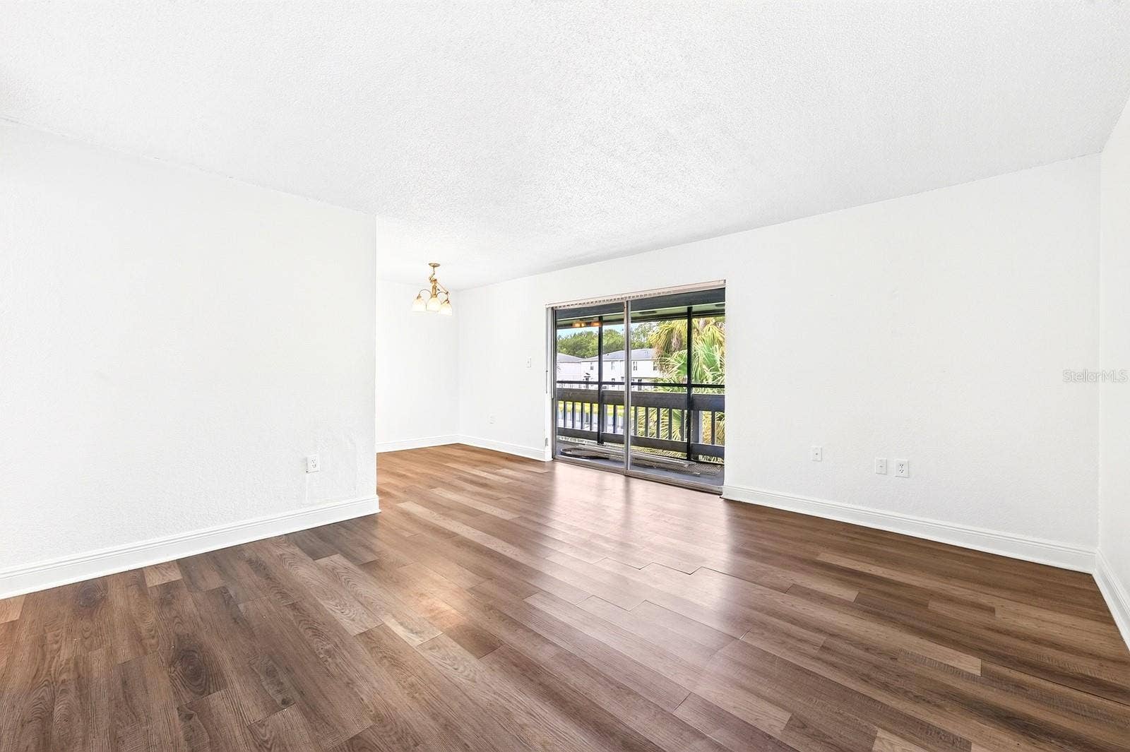 4737 S TEXAS AVENUE, #4737D, Orlando, FL 32839 View of dining room connected to living room