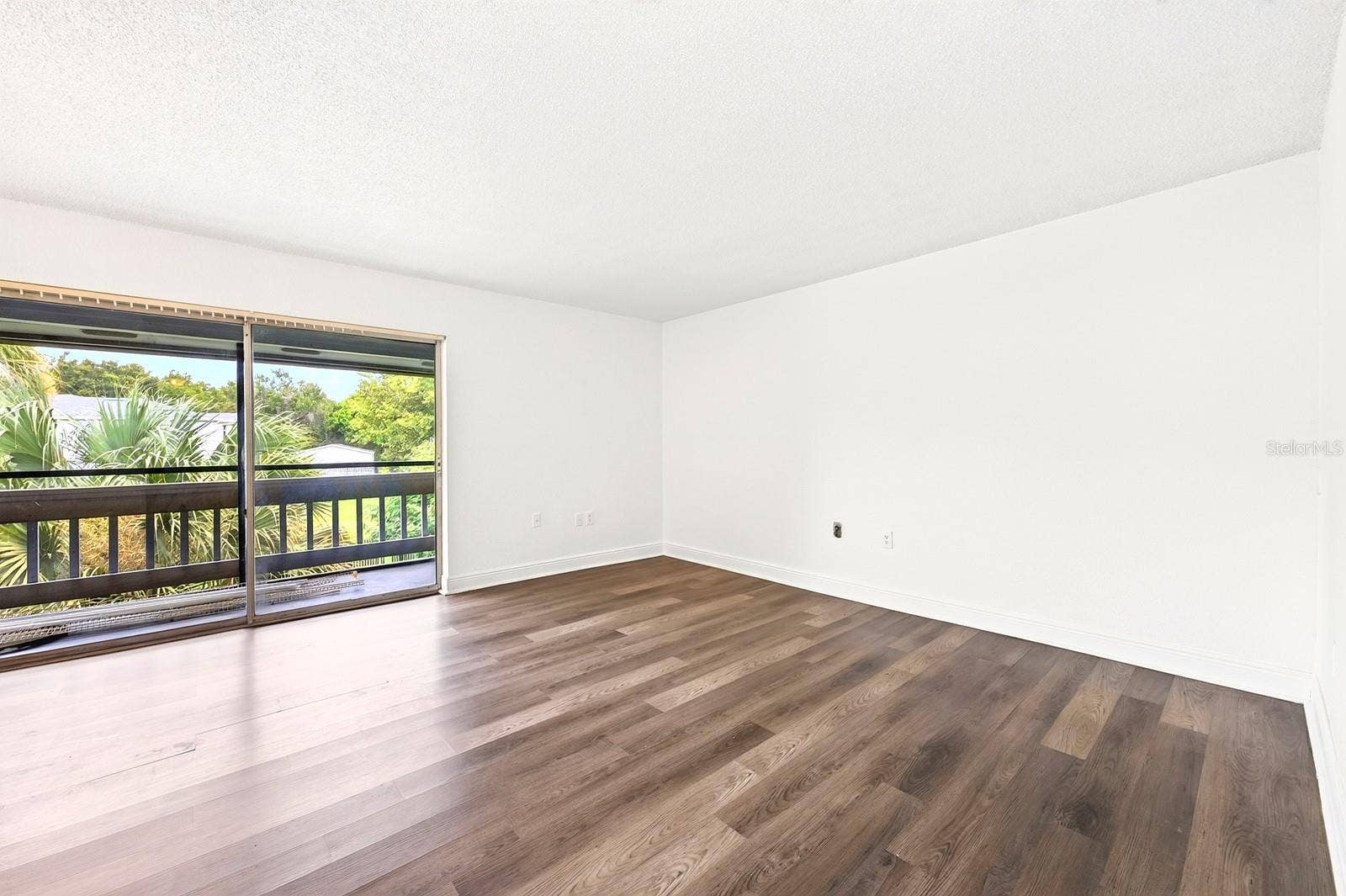 4737 S TEXAS AVENUE, #4737D, Orlando, FL 32839 Huge living space!