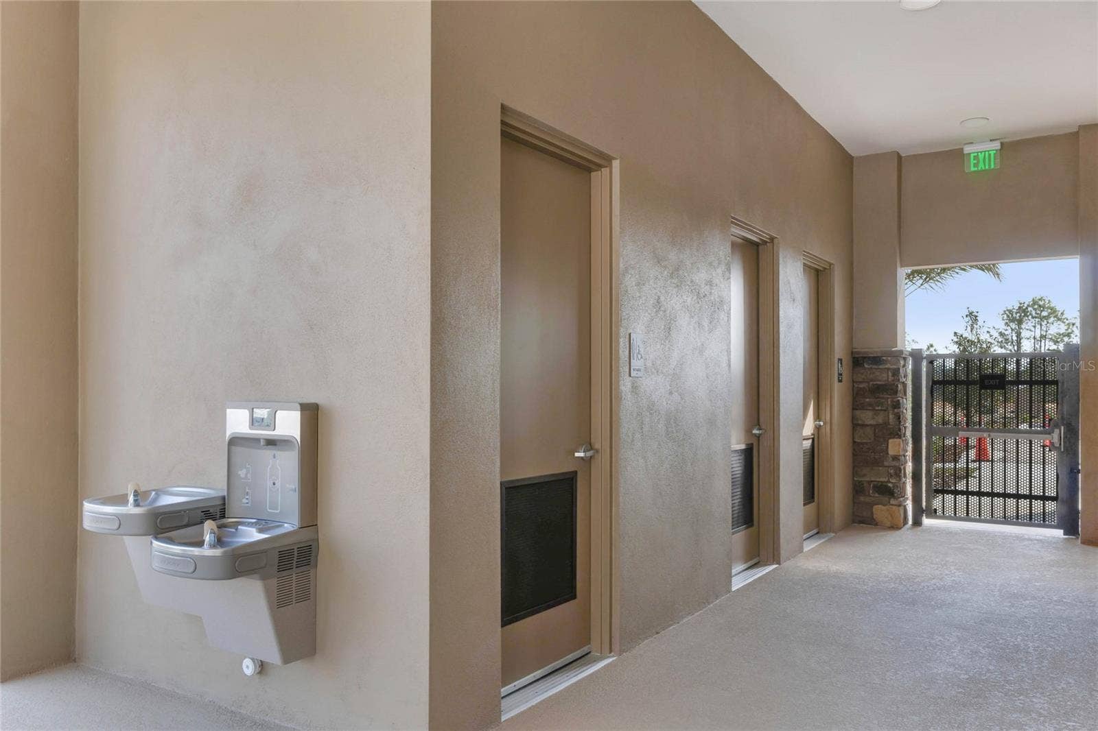 3033 KINGSMAN TRAIL, Ormond Beach, FL 32174 3033 KINGSMAN TRAIL, Ormond Beach, FL 32174
