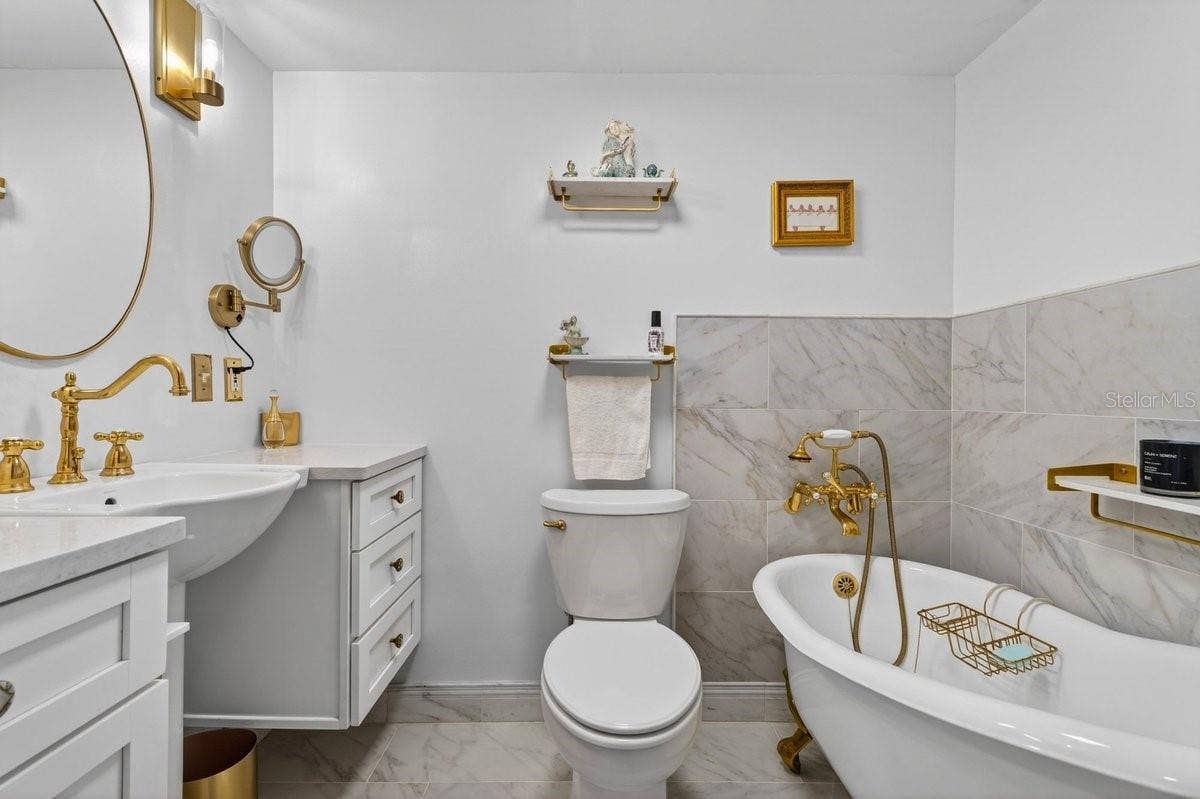2700 OCEAN SHORE BOULEVARD, #106, Ormond Beach, FL 32176 2700 OCEAN SHORE BOULEVARD, #106, Ormond Beach, FL 32176