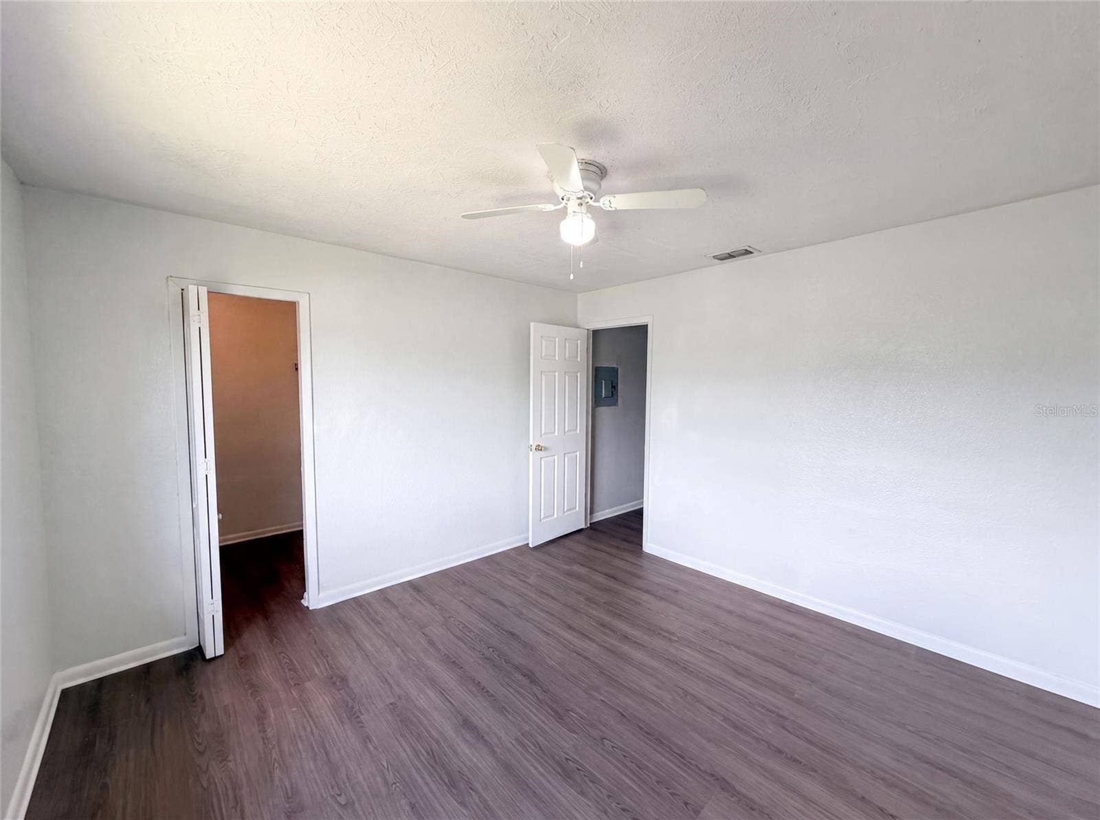 5213 VIA HACIENDA CIRCLE, #307, Orlando, FL 32839 5213 VIA HACIENDA CIRCLE, #307, Orlando, FL 32839