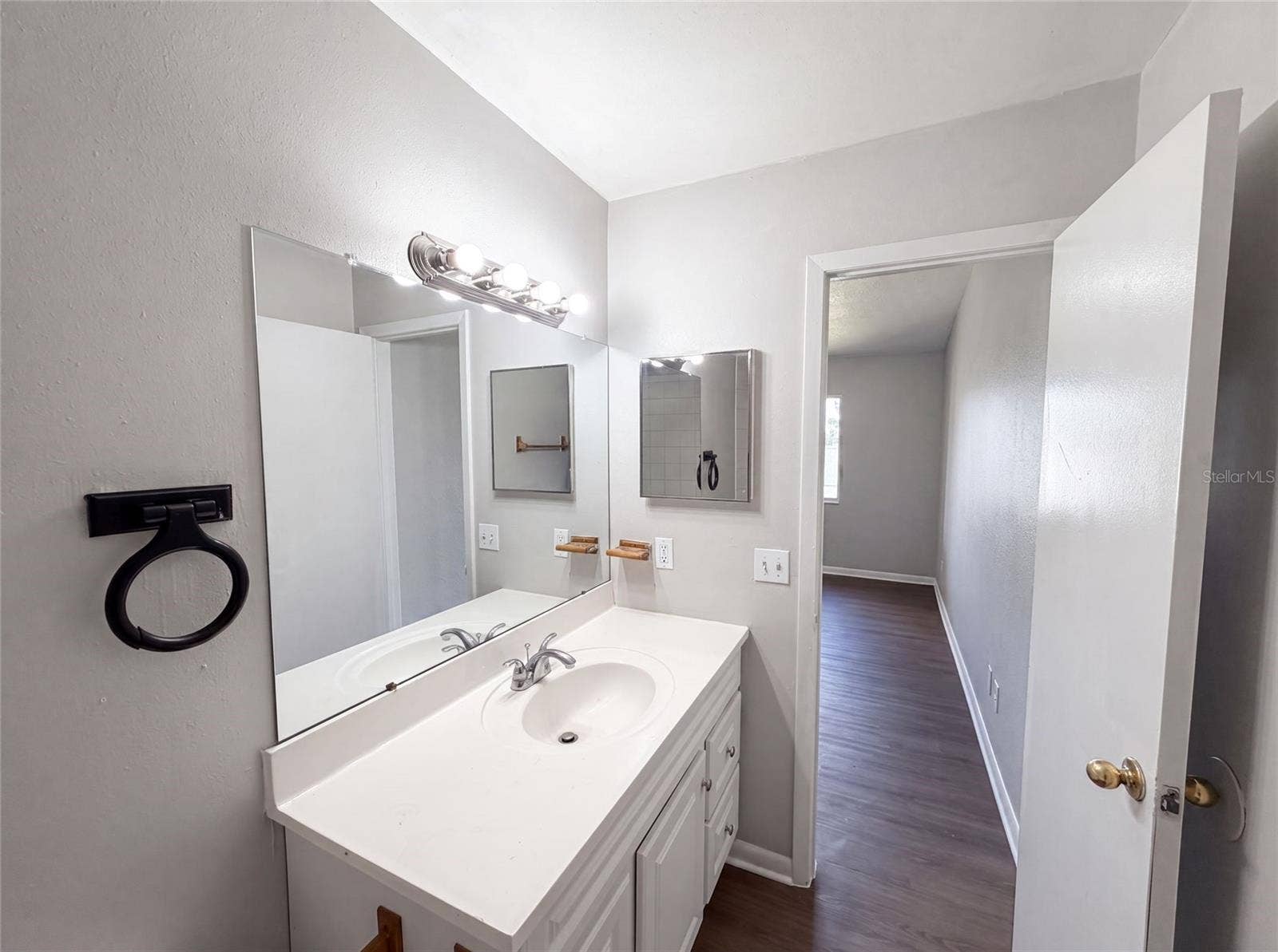 5213 VIA HACIENDA CIRCLE, #307, Orlando, FL 32839 5213 VIA HACIENDA CIRCLE, #307, Orlando, FL 32839