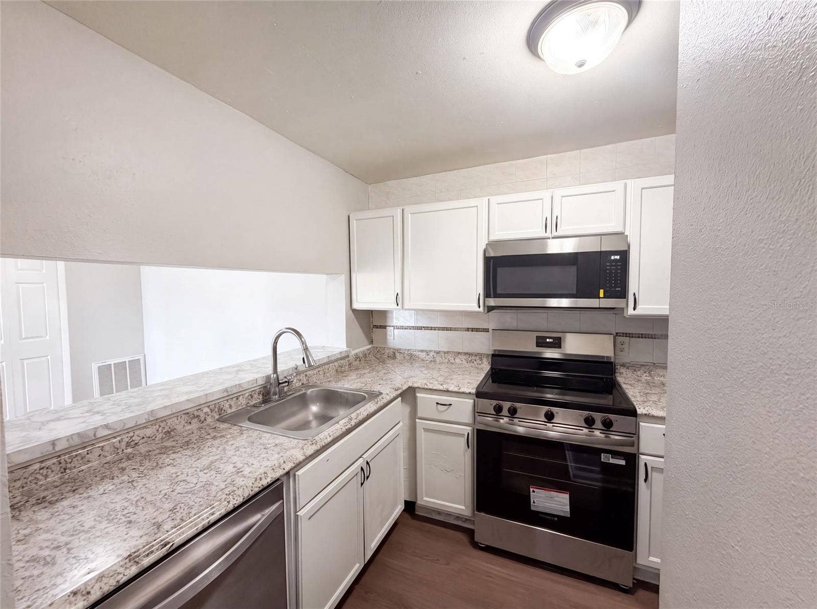 5213 VIA HACIENDA CIRCLE, #307, Orlando, FL 32839 5213 VIA HACIENDA CIRCLE, #307, Orlando, FL 32839