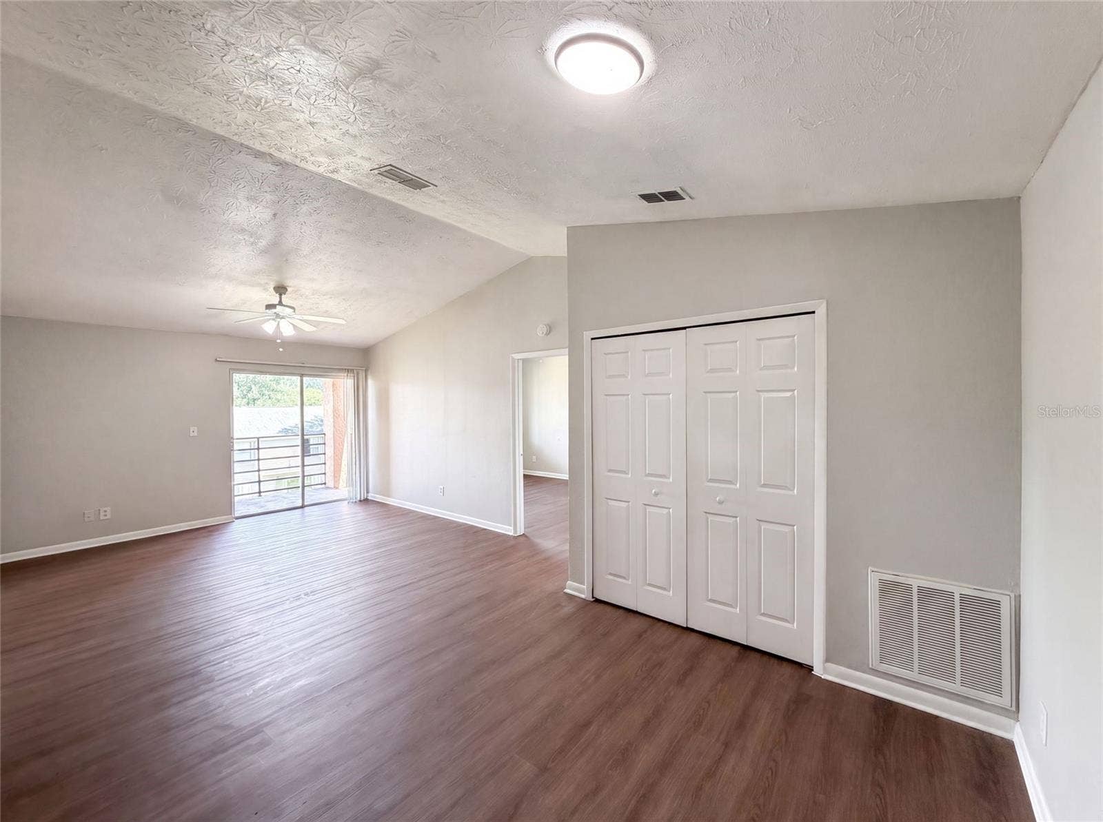 5213 VIA HACIENDA CIRCLE, #307, Orlando, FL 32839 5213 VIA HACIENDA CIRCLE, #307, Orlando, FL 32839