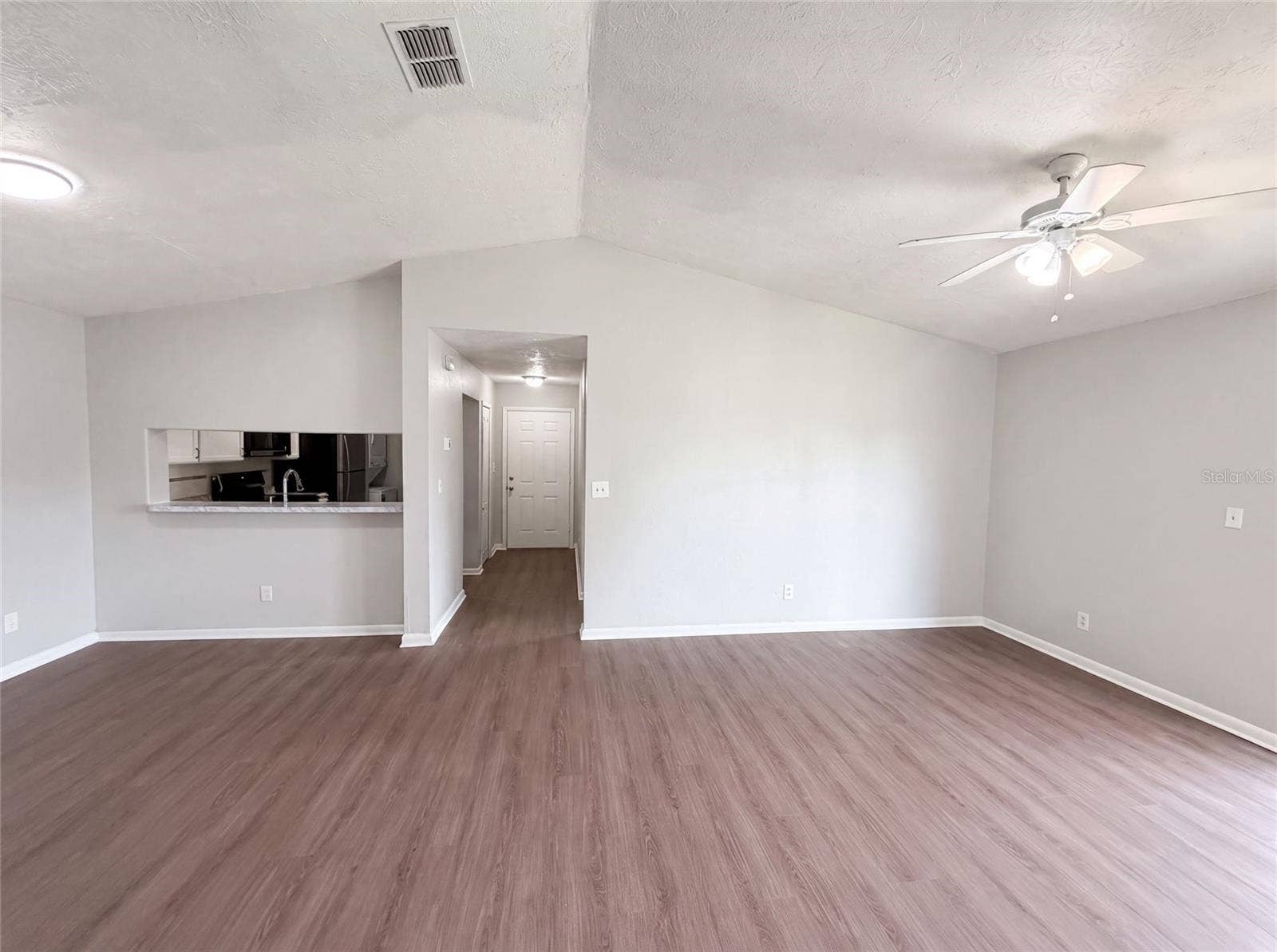 5213 VIA HACIENDA CIRCLE, #307, Orlando, FL 32839 5213 VIA HACIENDA CIRCLE, #307, Orlando, FL 32839