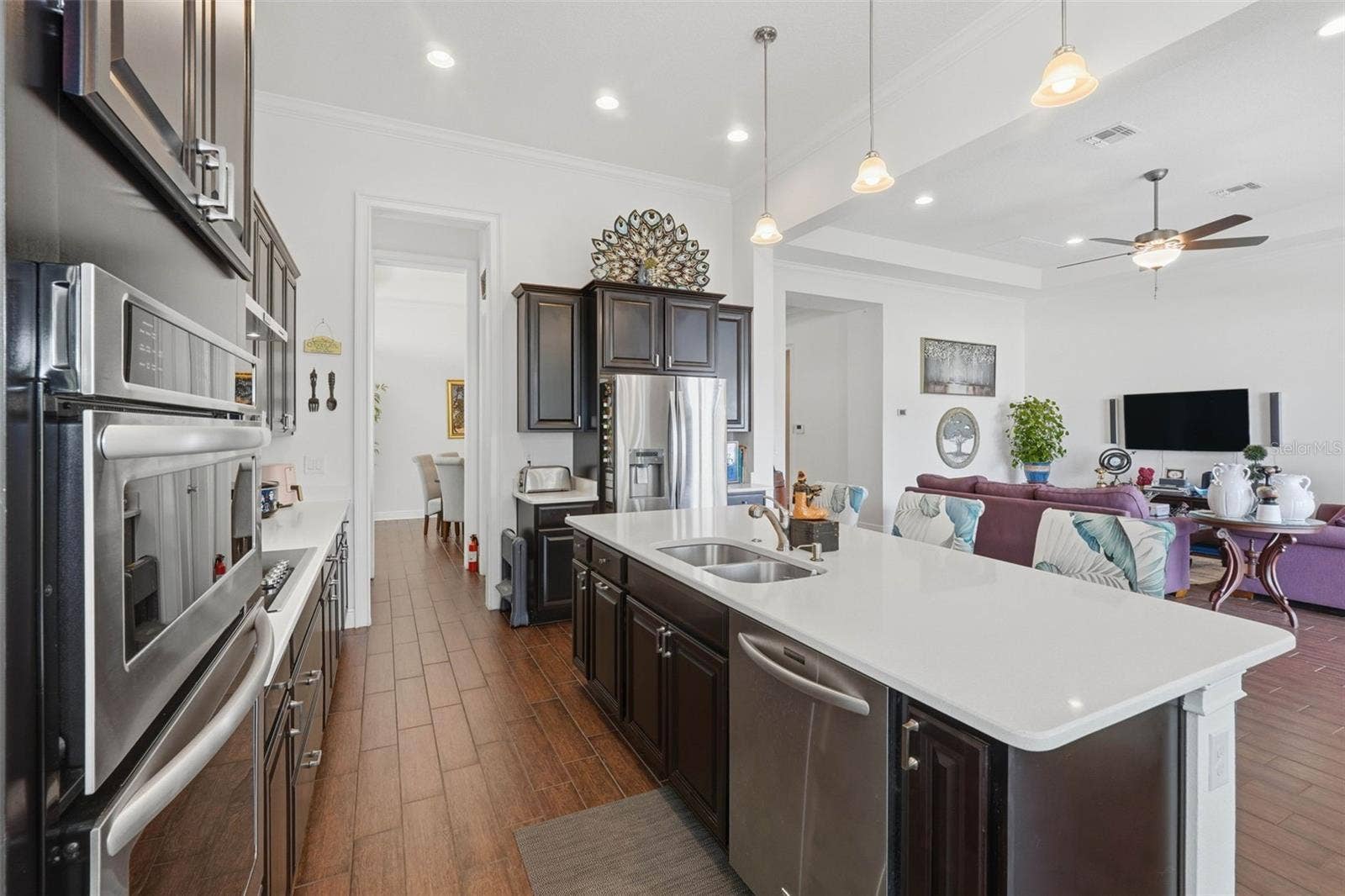 7945 CHILTON DRIVE, Orlando, FL 32836 7945 CHILTON DRIVE, Orlando, FL 32836