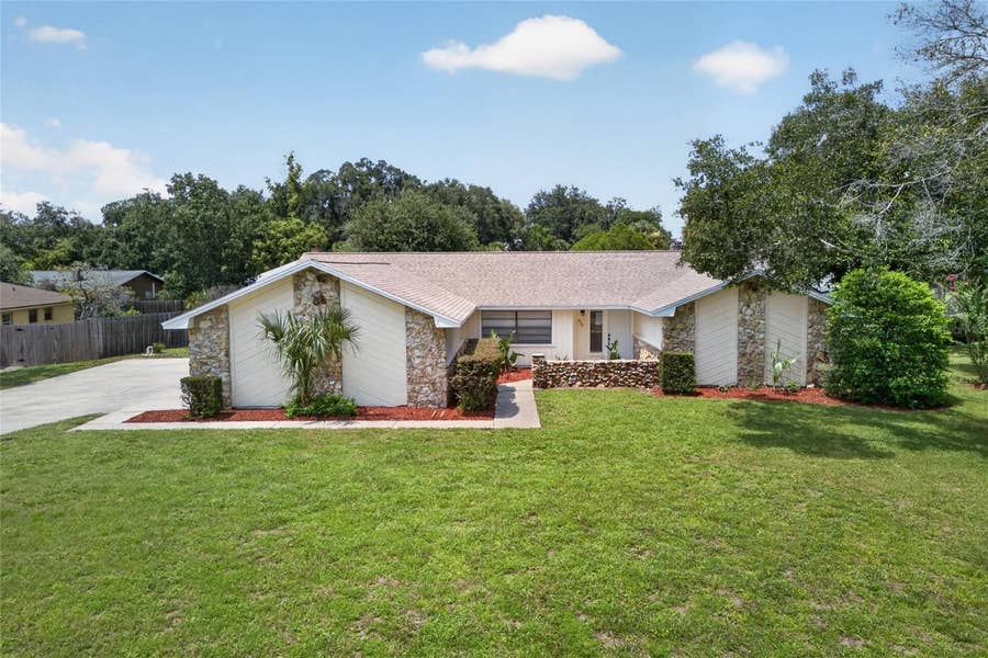Property photo for 2704 BURGOYNE PLACE, Deland, FL