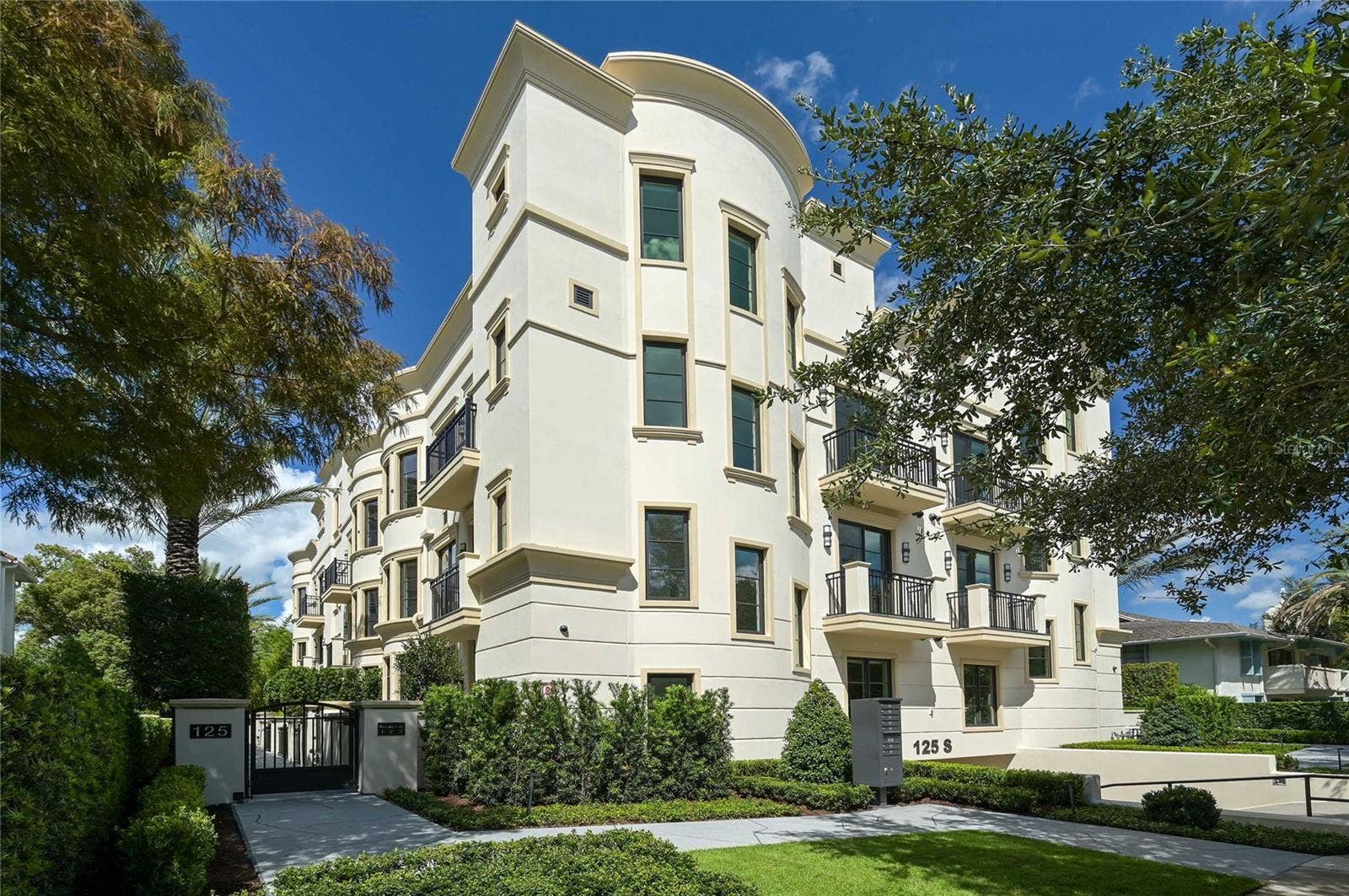 125 S INTERLACHEN AVENUE, #1, Winter Park, FL 32789