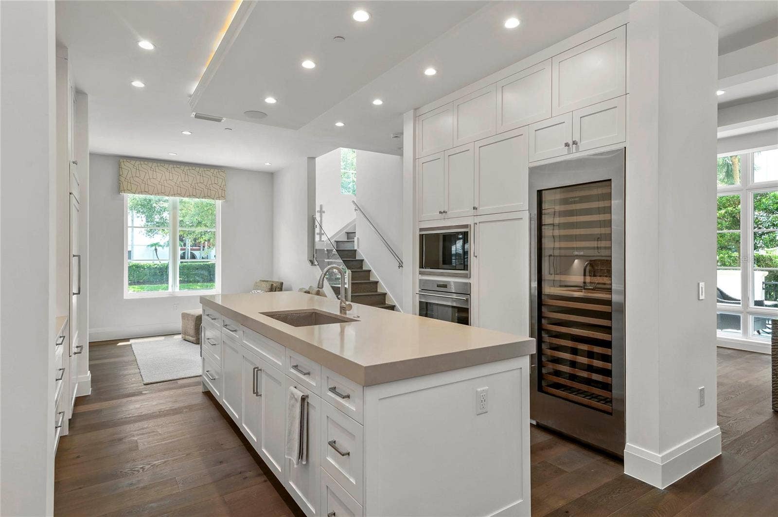 125 S INTERLACHEN AVENUE, #1, Winter Park, FL 32789