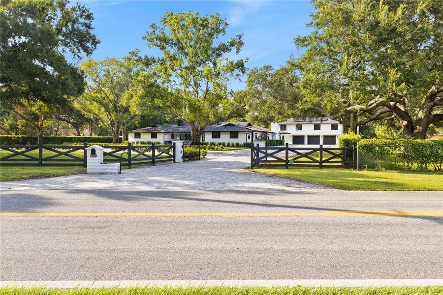 Property photo for 900 W PLANT STREET, Winter Garden, FL