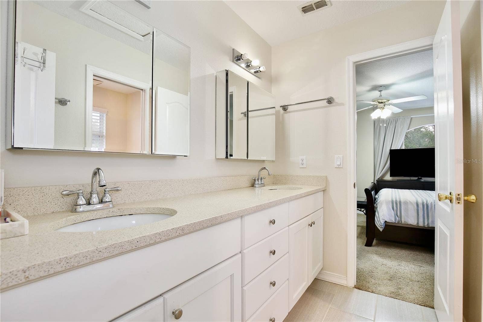 9374 WICKHAM WAY, Orlando, FL 32836