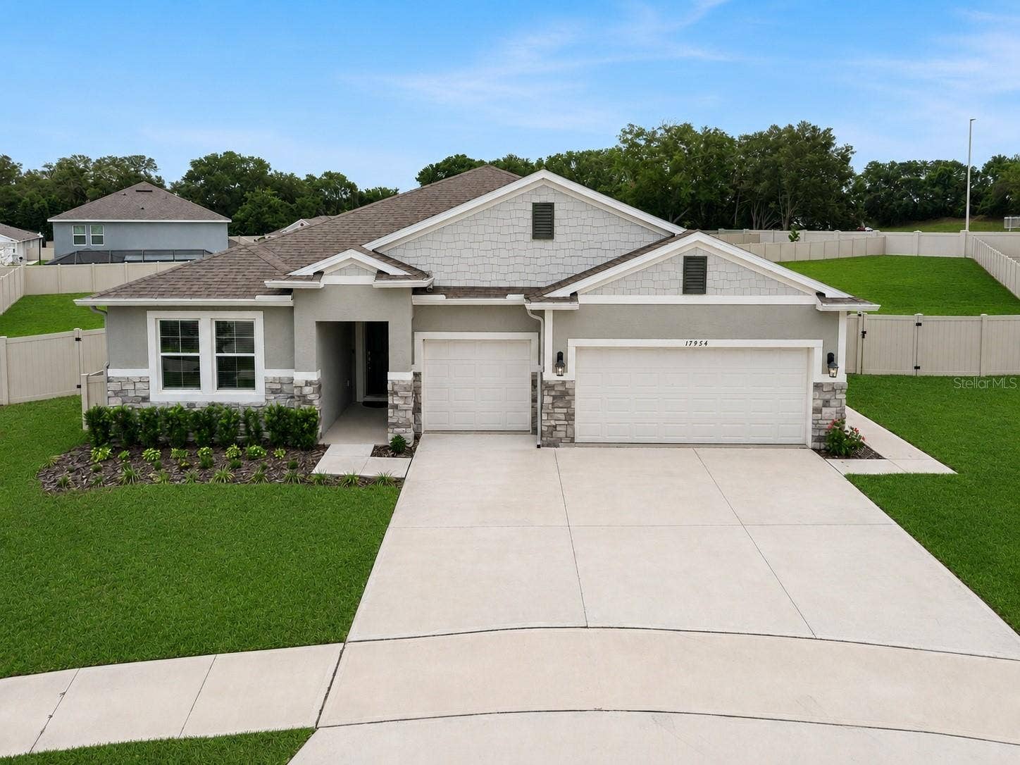 17954 HITHER HILLS CIRCLE, Winter Garden, FL 34787 Front of House
