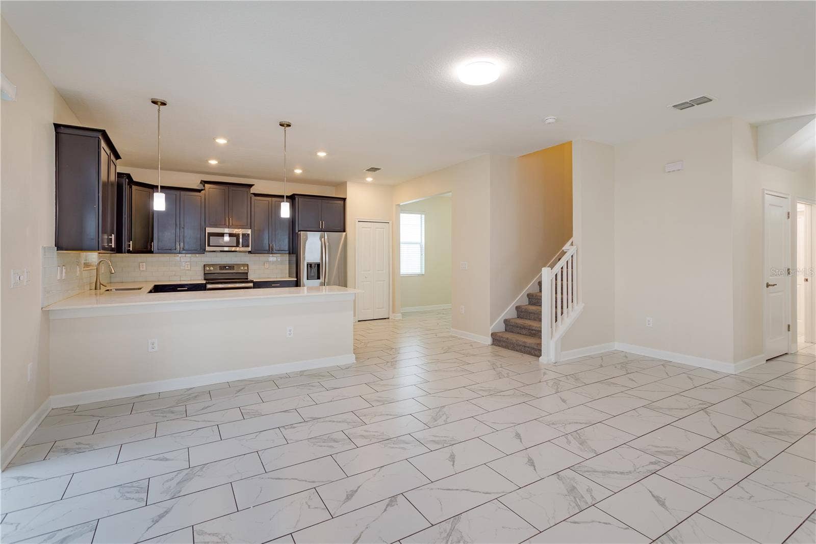 1673 MOON VALLEY DRIVE, Davenport, FL 33896 1673 MOON VALLEY DRIVE, Davenport, FL 33896