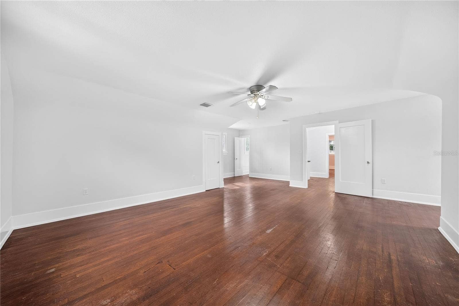 1216 GOLDEN LANE, Orlando, FL 32804 1216 GOLDEN LANE, Orlando, FL 32804