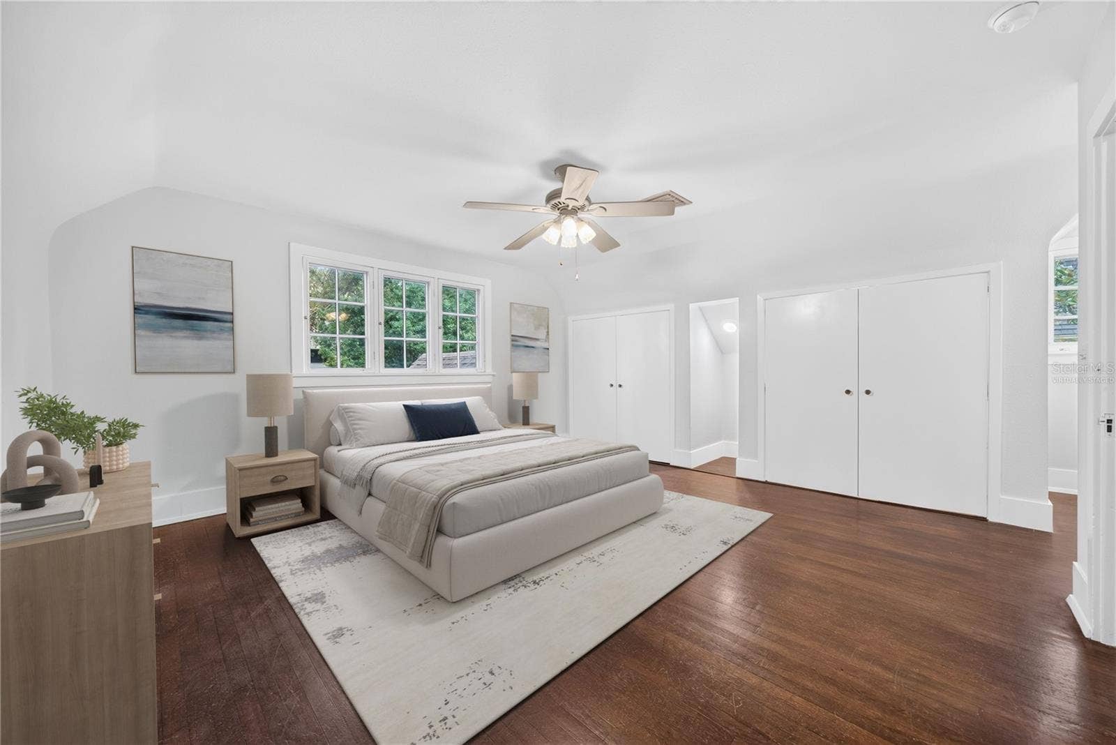 1216 GOLDEN LANE, Orlando, FL 32804 Virtually staged 2nd floor bedroom.