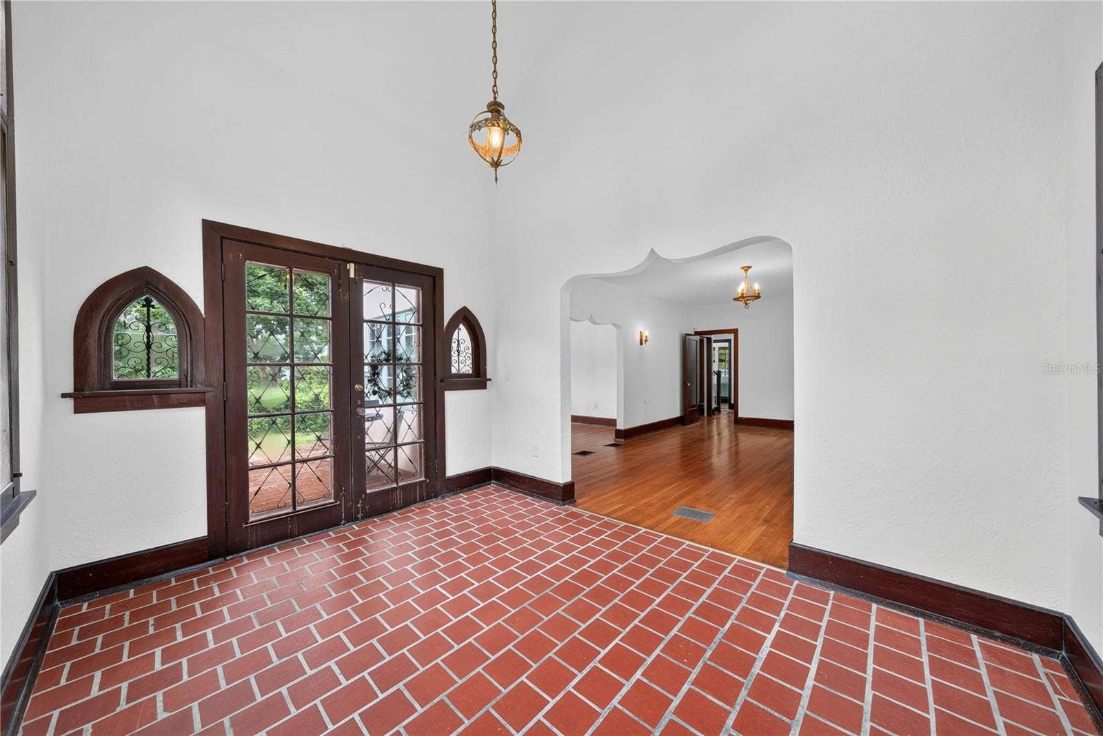 1216 GOLDEN LANE, Orlando, FL 32804 1216 GOLDEN LANE, Orlando, FL 32804