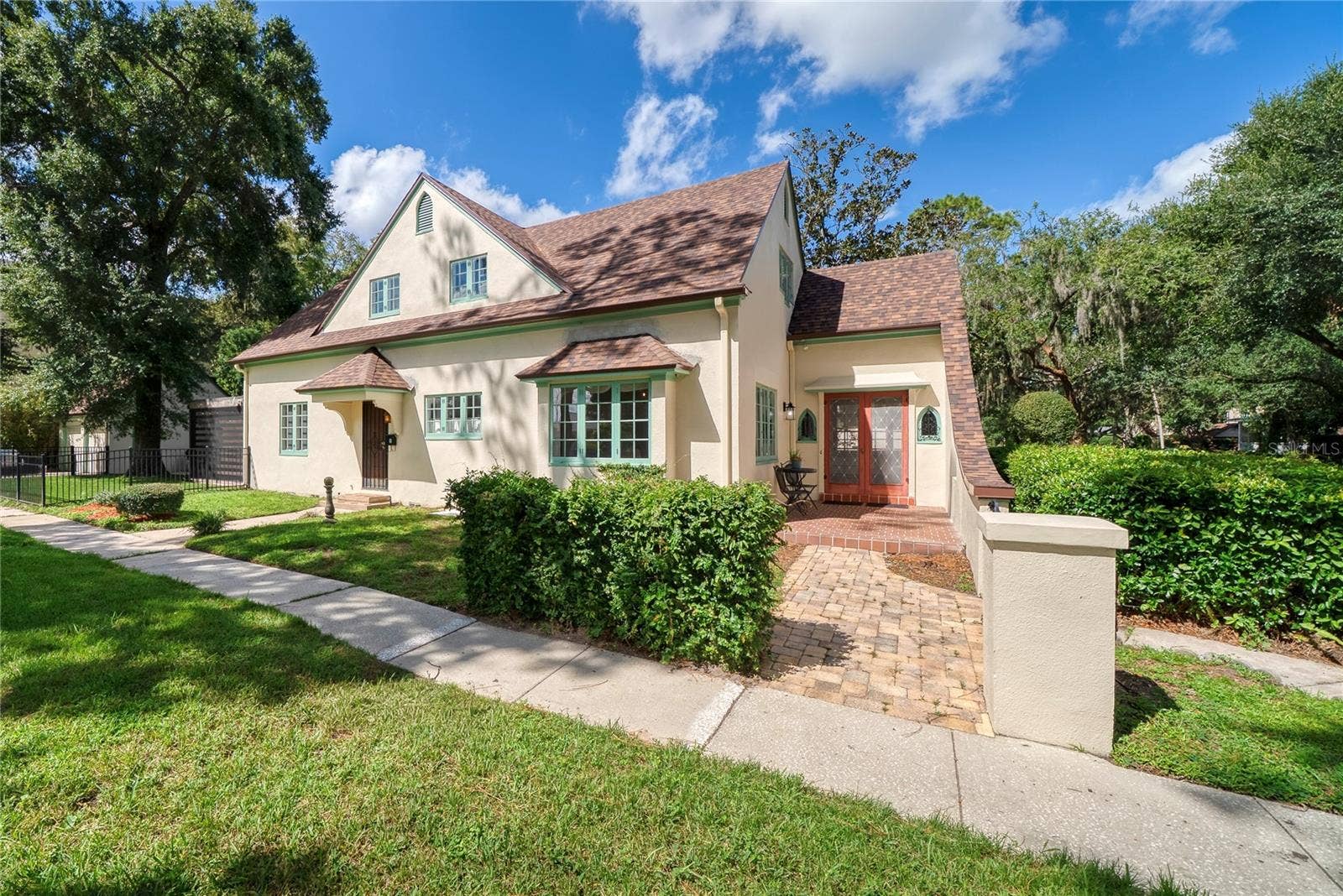 1216 GOLDEN LANE, Orlando, FL 32804 1216 GOLDEN LANE, Orlando, FL 32804