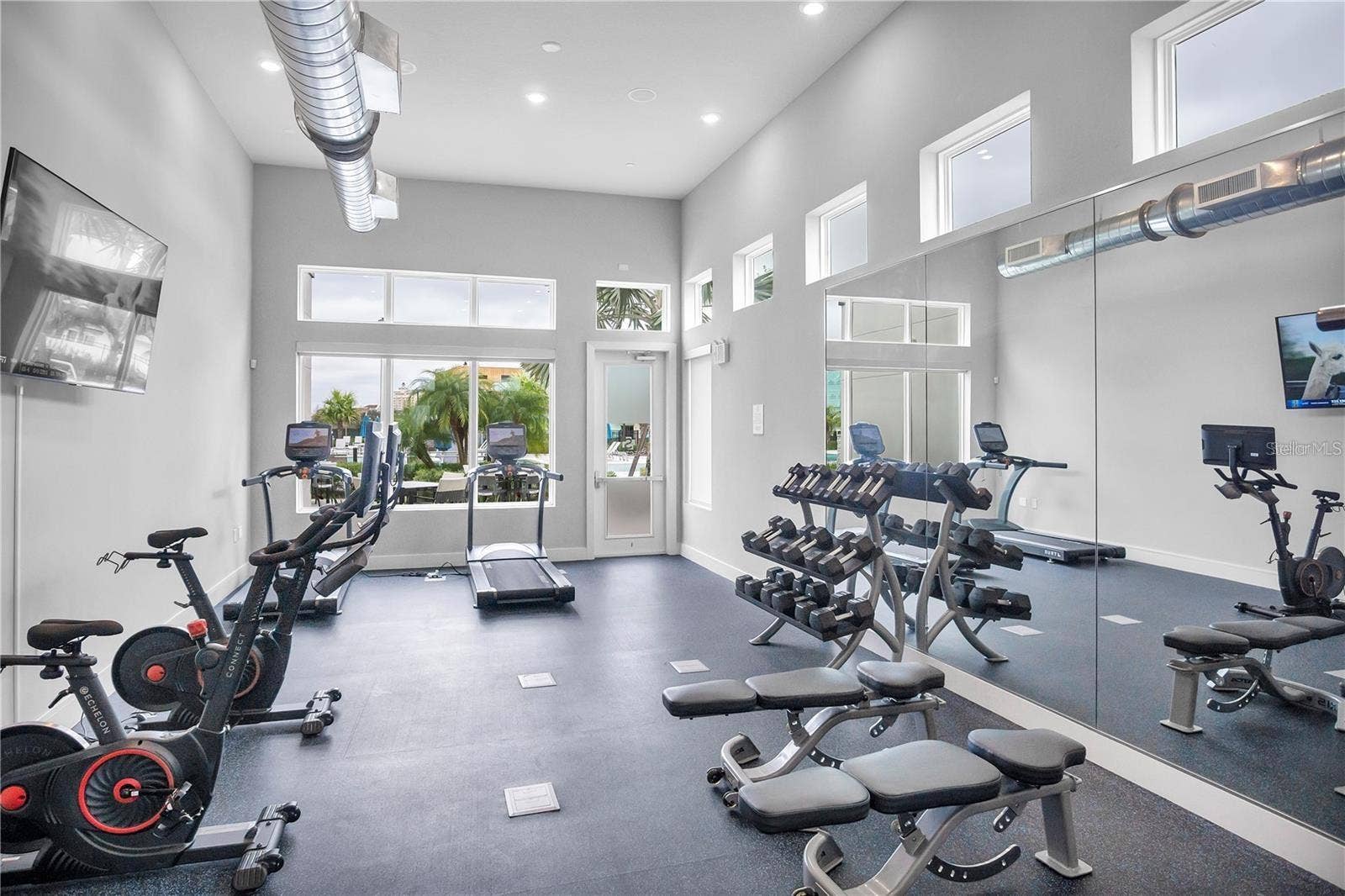 7740 SANDY RIDGE DRIVE, #241 BLDG 44, Reunion, FL 34747 7740 SANDY RIDGE DRIVE, #241 BLDG 44, Reunion, FL 34747