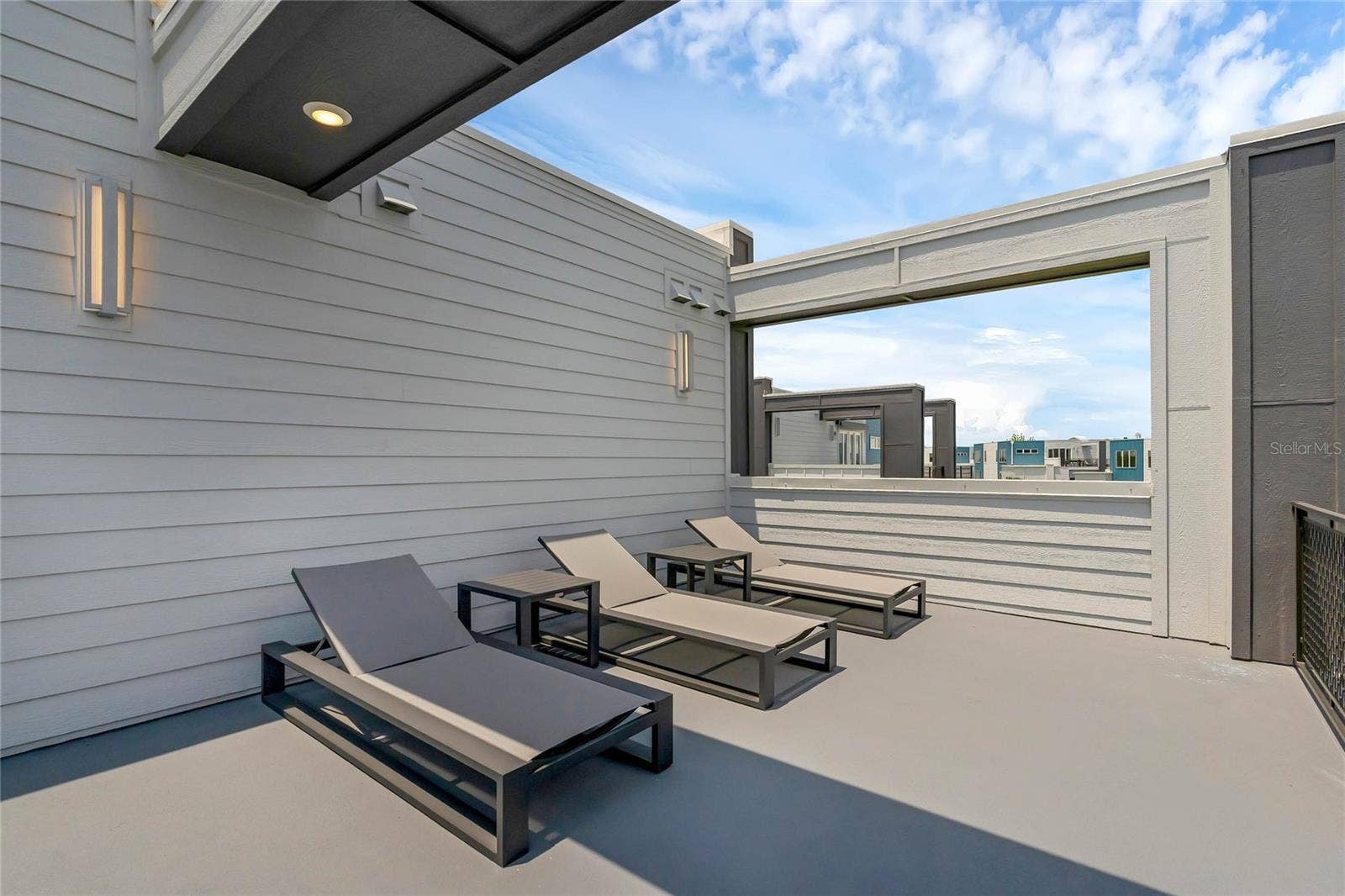 7740 SANDY RIDGE DRIVE, #241 BLDG 44, Reunion, FL 34747 7740 SANDY RIDGE DRIVE, #241 BLDG 44, Reunion, FL 34747