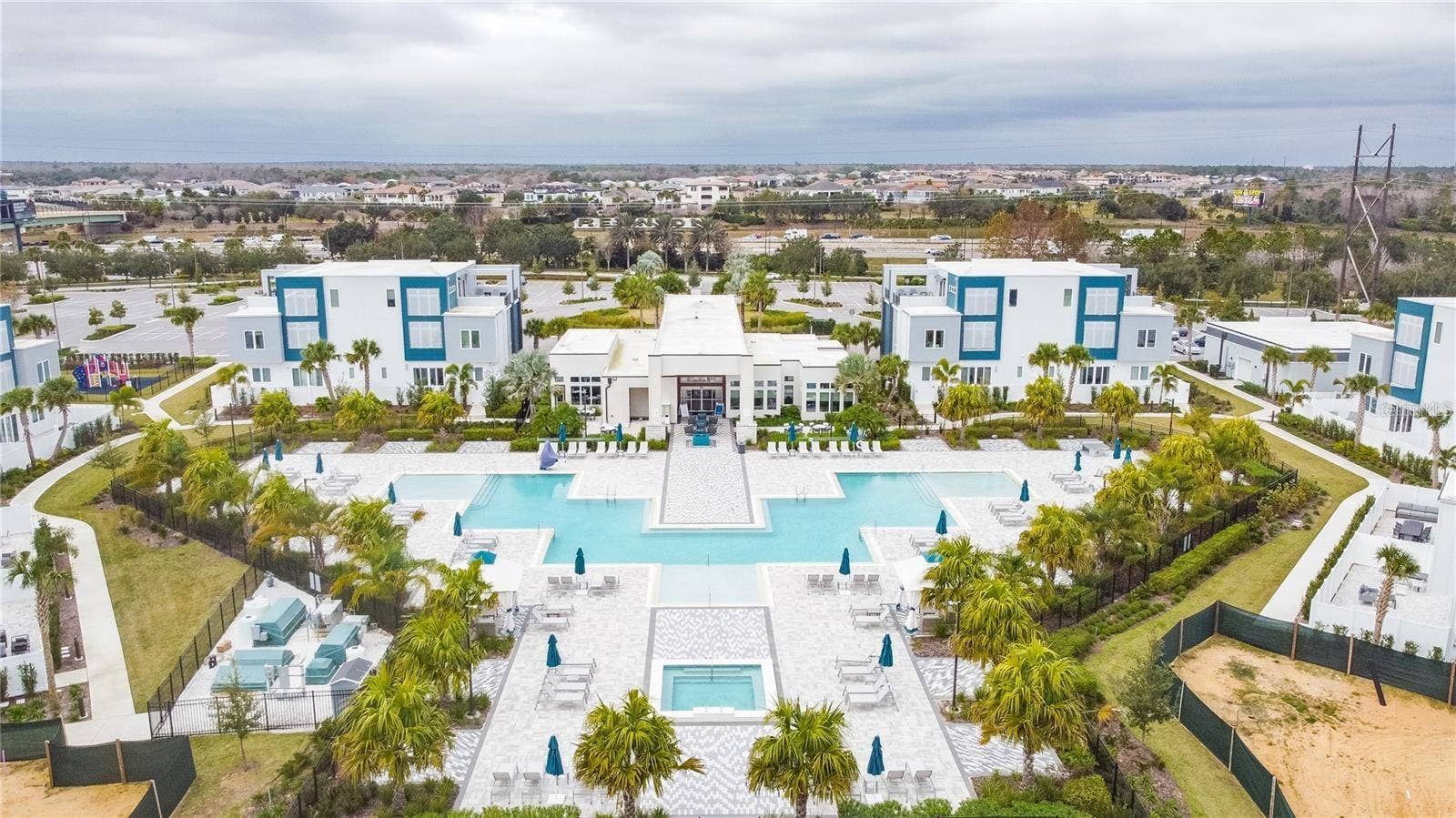 7740 SANDY RIDGE DRIVE, #241 BLDG 44, Reunion, FL 34747 7740 SANDY RIDGE DRIVE, #241 BLDG 44, Reunion, FL 34747