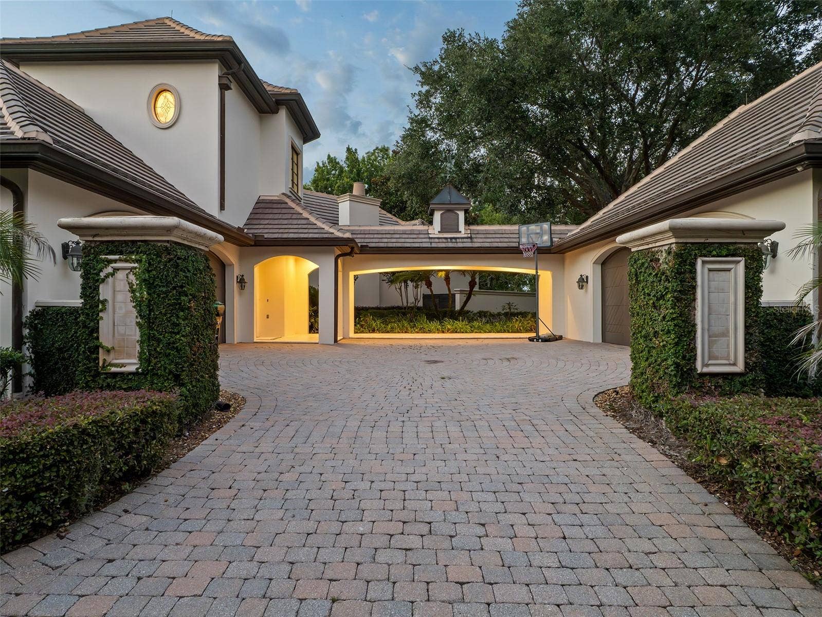 9921 LAKE LOUISE DRIVE, Windermere, FL 34786 9921 LAKE LOUISE DRIVE, Windermere, FL 34786