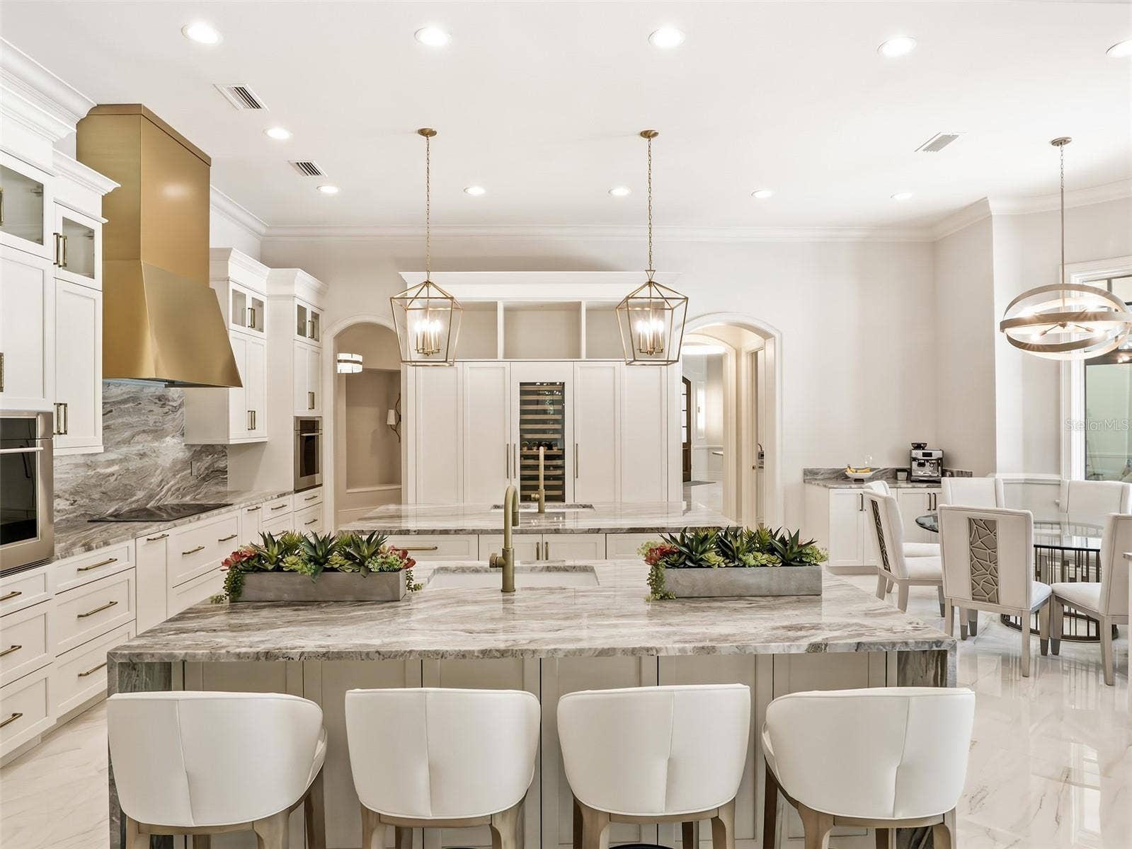 9921 LAKE LOUISE DRIVE, Windermere, FL 34786 9921 LAKE LOUISE DRIVE, Windermere, FL 34786