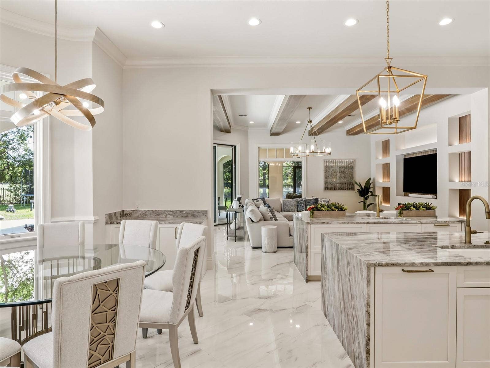9921 LAKE LOUISE DRIVE, Windermere, FL 34786 9921 LAKE LOUISE DRIVE, Windermere, FL 34786