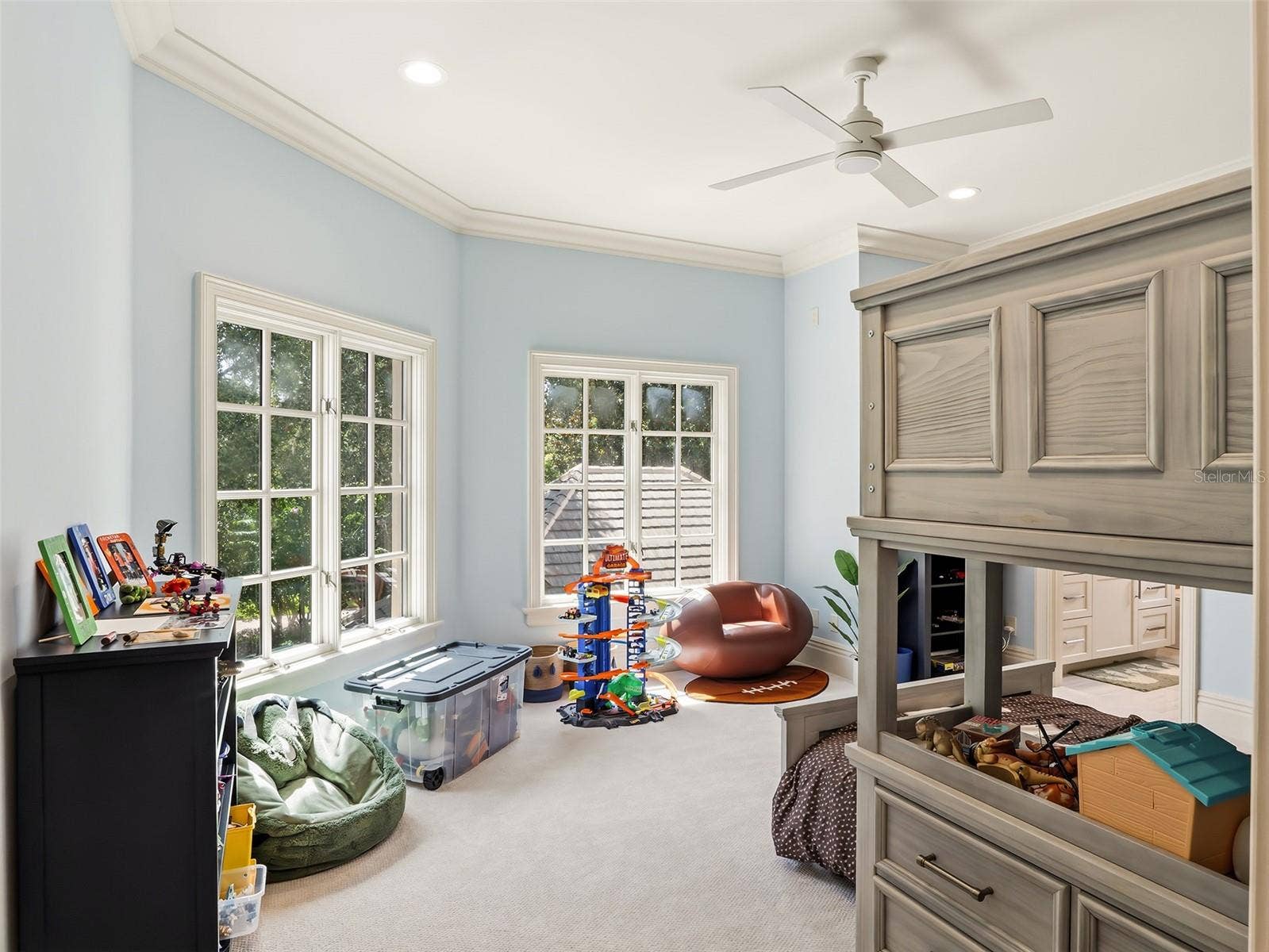 9921 LAKE LOUISE DRIVE, Windermere, FL 34786 9921 LAKE LOUISE DRIVE, Windermere, FL 34786