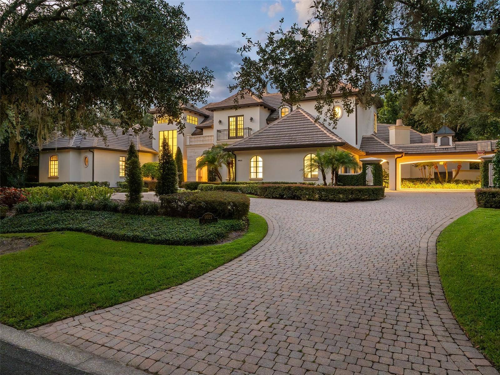 9921 LAKE LOUISE DRIVE, Windermere, FL 34786 9921 LAKE LOUISE DRIVE, Windermere, FL 34786