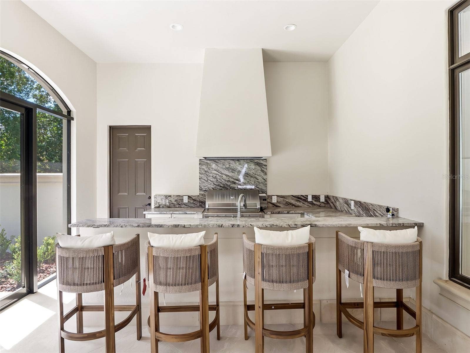 9921 LAKE LOUISE DRIVE, Windermere, FL 34786 9921 LAKE LOUISE DRIVE, Windermere, FL 34786