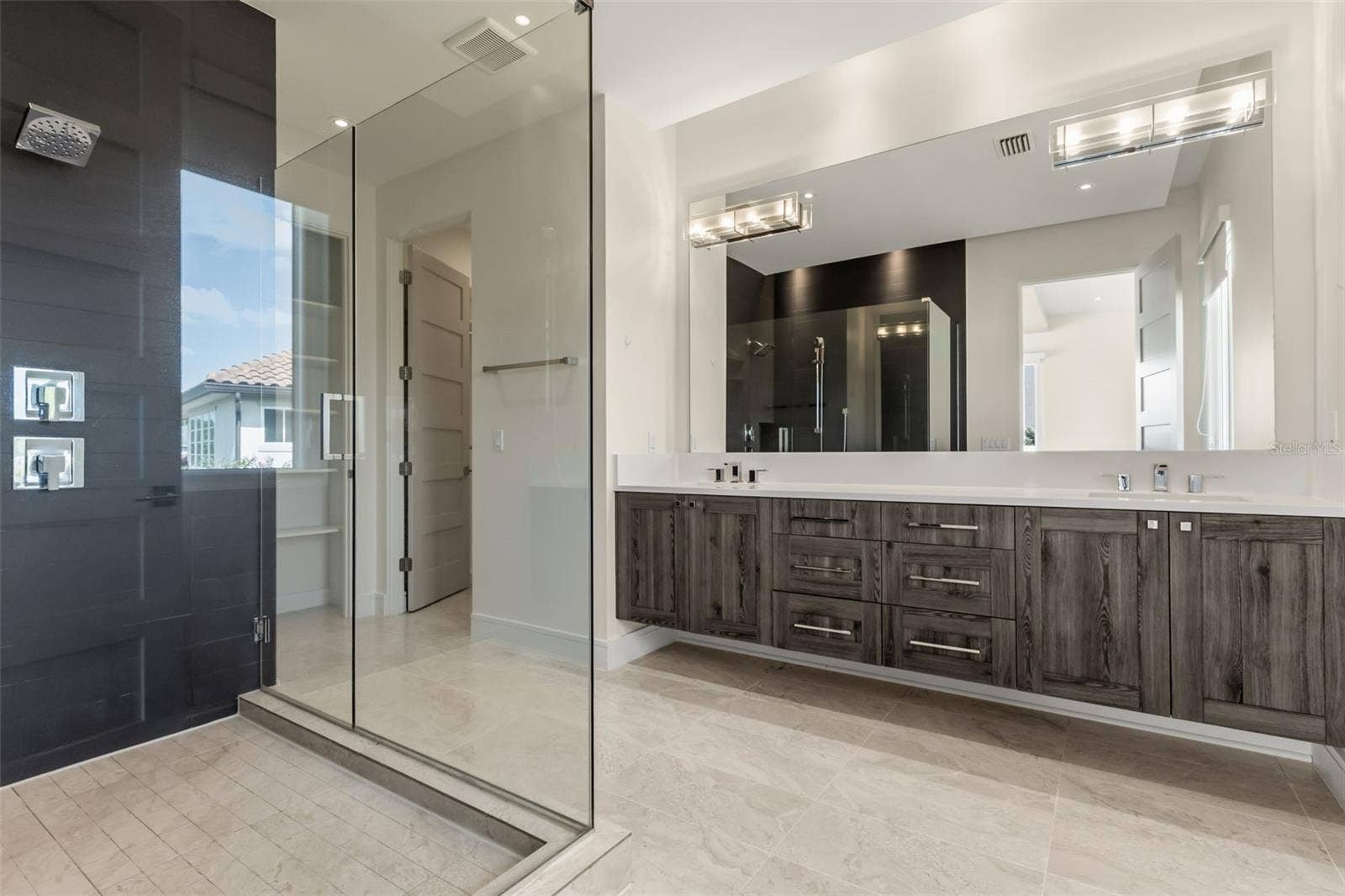 9352 BORDET COURT, Orlando, FL 32827 Primary Bathroom - 2nd floor