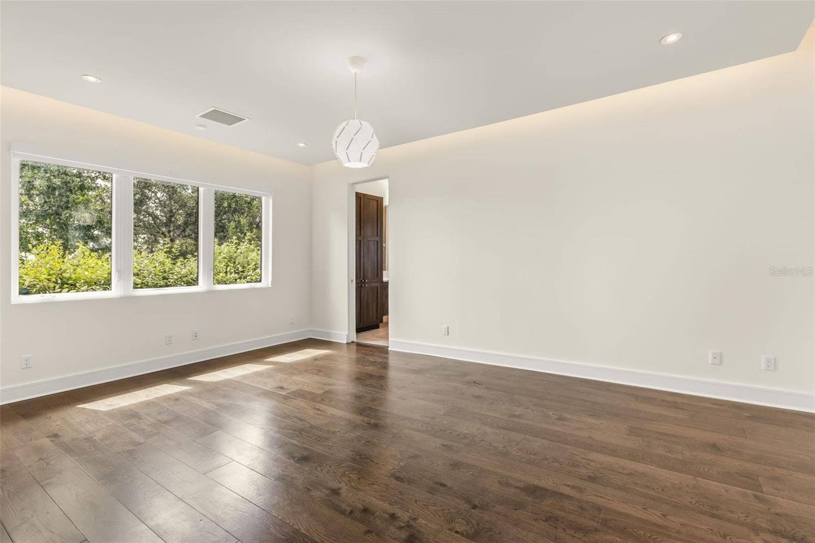 9352 BORDET COURT, Orlando, FL 32827 9352 BORDET COURT, Orlando, FL 32827