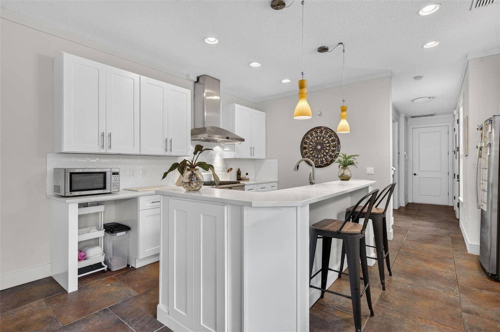 1071 ARAGON AVENUE, Winter Park, FL 32789 1071 ARAGON AVENUE, Winter Park, FL 32789