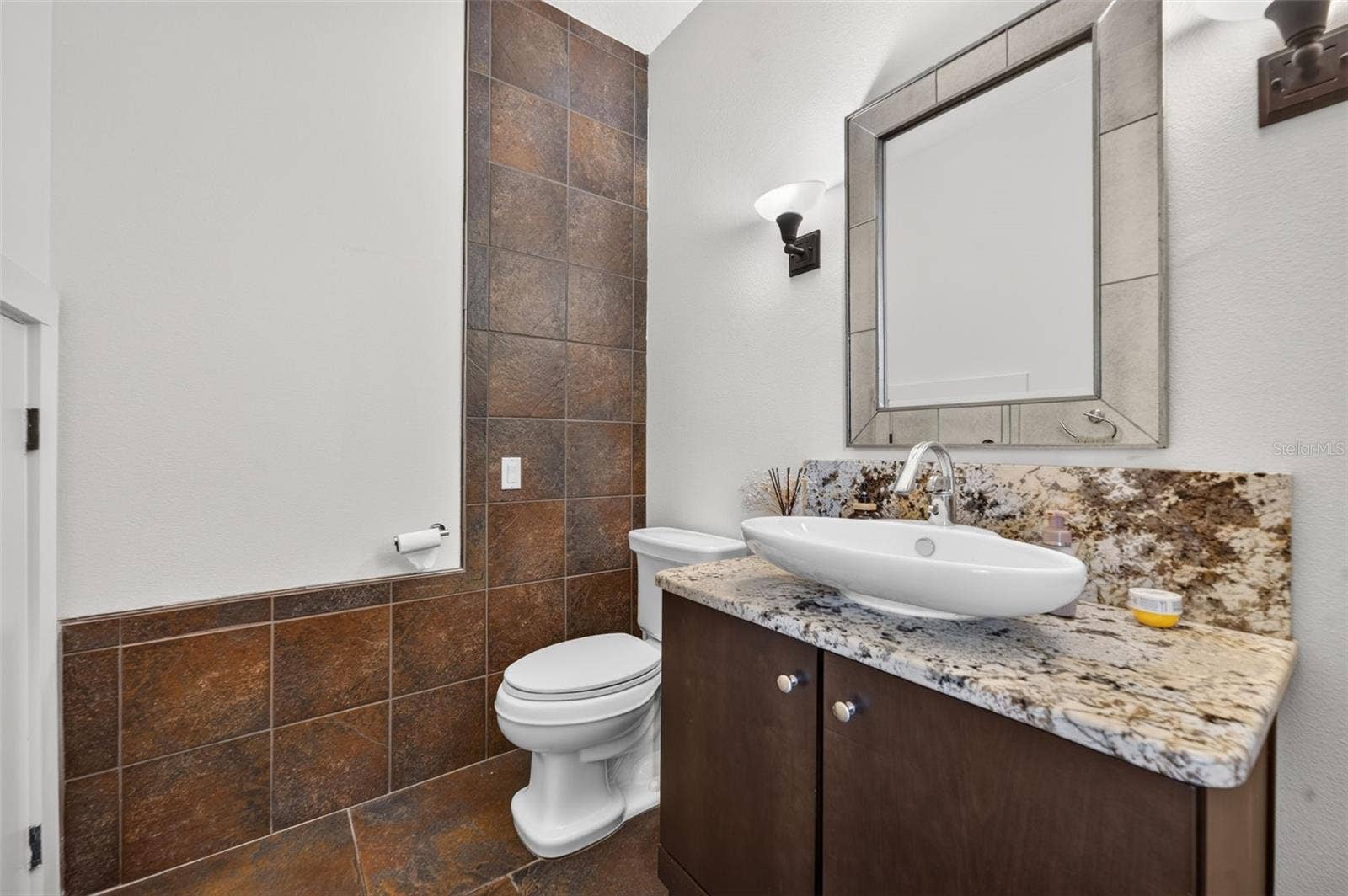 1071 ARAGON AVENUE, Winter Park, FL 32789 First Floor half bath