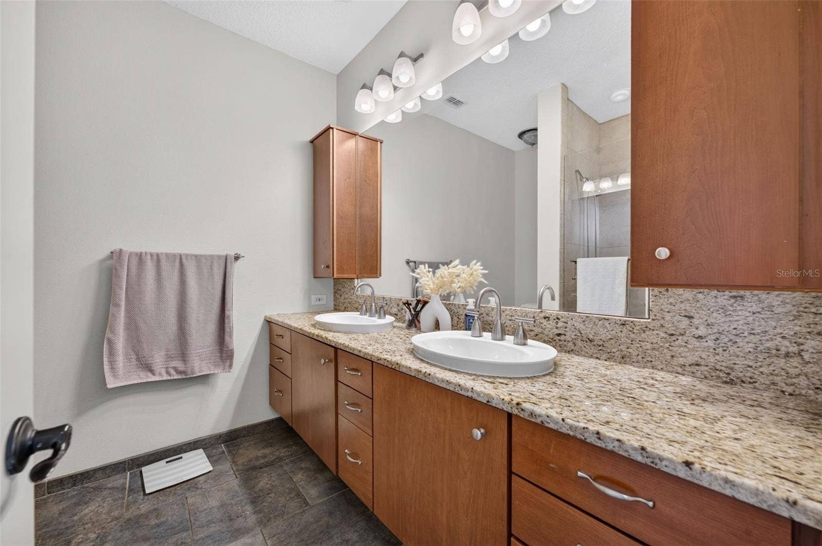 1071 ARAGON AVENUE, Winter Park, FL 32789 Primary Bathroom