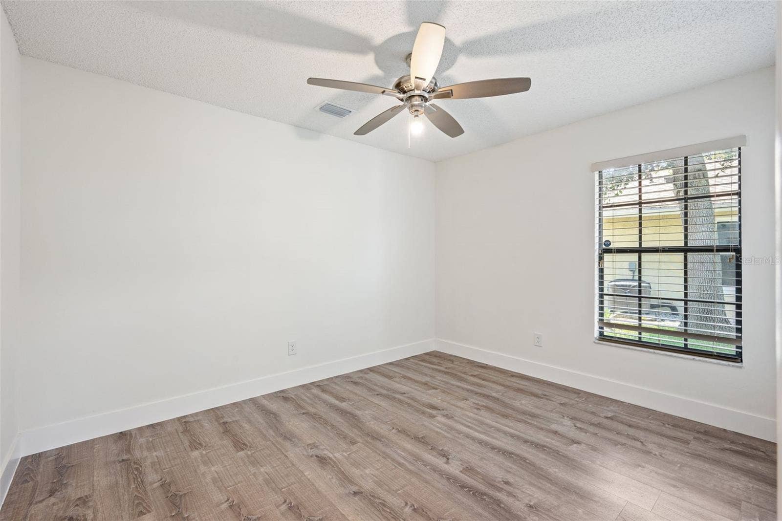 14706 EAGLE VIEW COURT, Orlando, FL 32837 14706 EAGLE VIEW COURT, Orlando, FL 32837