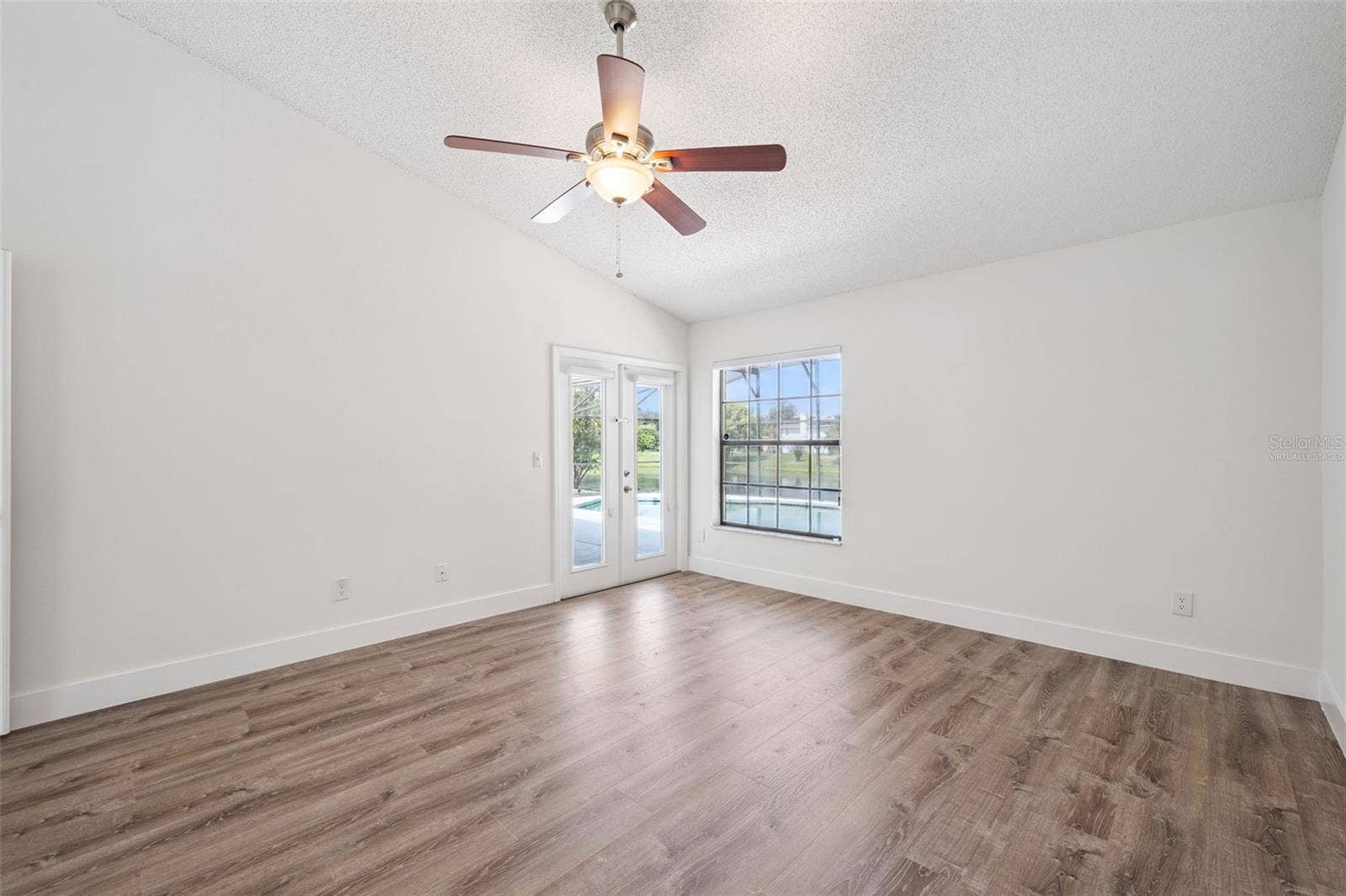 14706 EAGLE VIEW COURT, Orlando, FL 32837 virtually staged