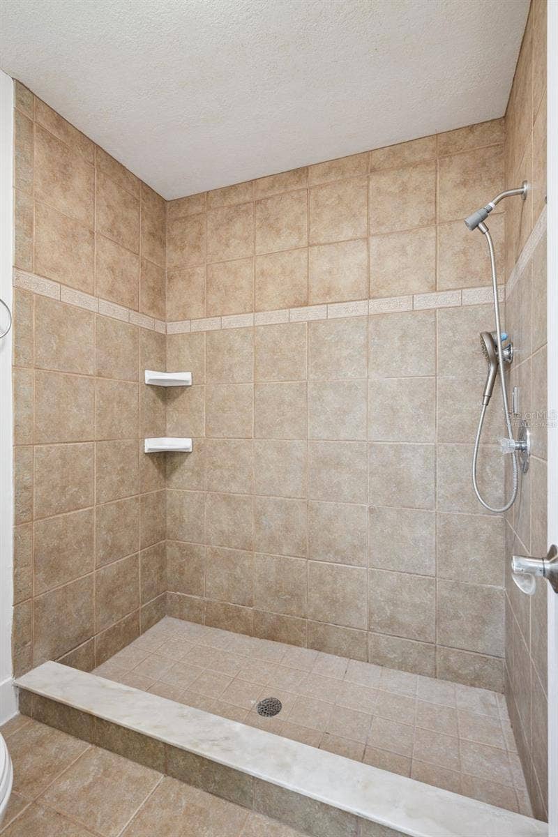 14706 EAGLE VIEW COURT, Orlando, FL 32837 virtually staged