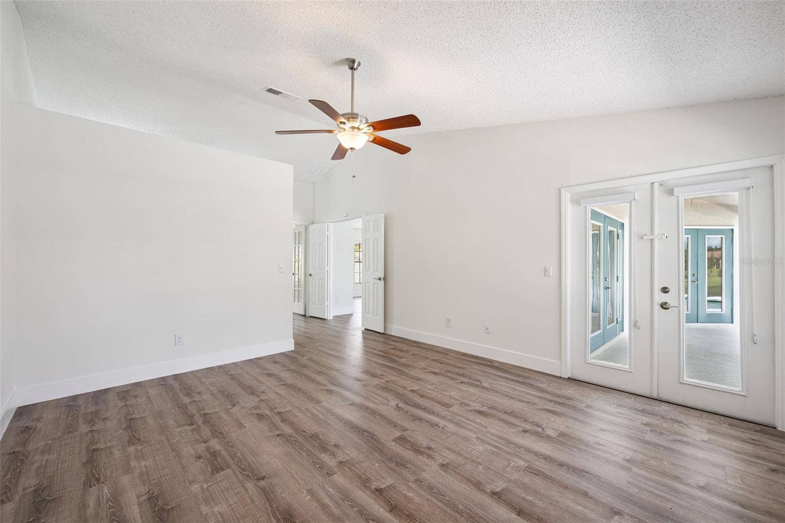 14706 EAGLE VIEW COURT, Orlando, FL 32837 14706 EAGLE VIEW COURT, Orlando, FL 32837