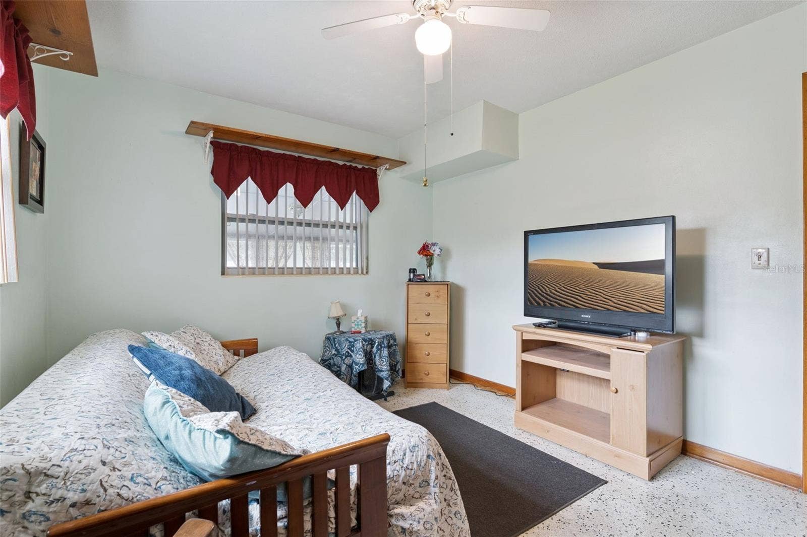 6832 OSWEGO DRIVE, Mount Dora, FL 32757