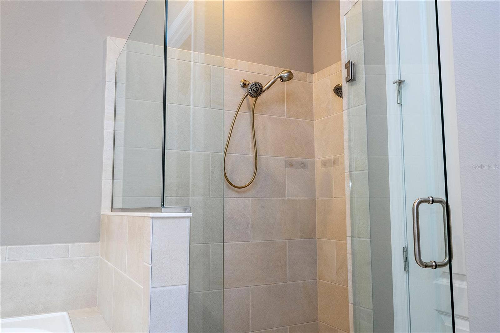 7573 GREEN MOUNTAIN WAY, Winter Garden, FL 34787 7573 GREEN MOUNTAIN WAY, Winter Garden, FL 34787