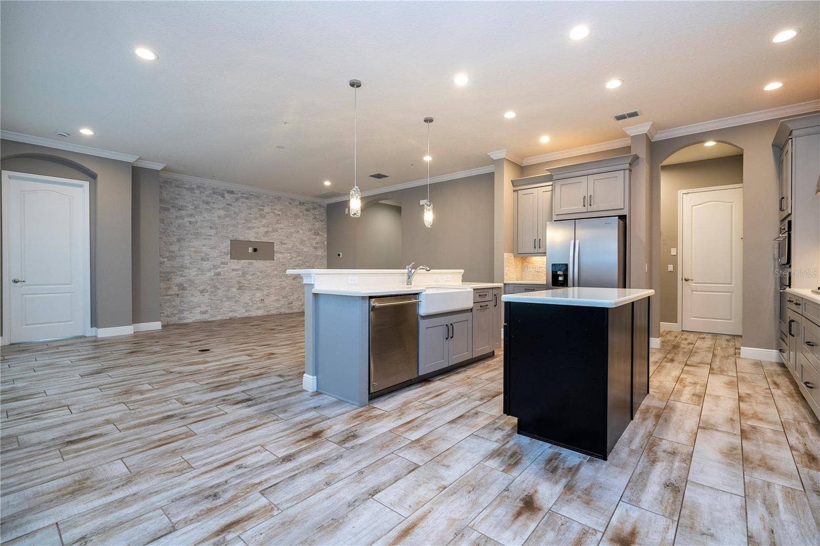 7573 GREEN MOUNTAIN WAY, Winter Garden, FL 34787 7573 GREEN MOUNTAIN WAY, Winter Garden, FL 34787