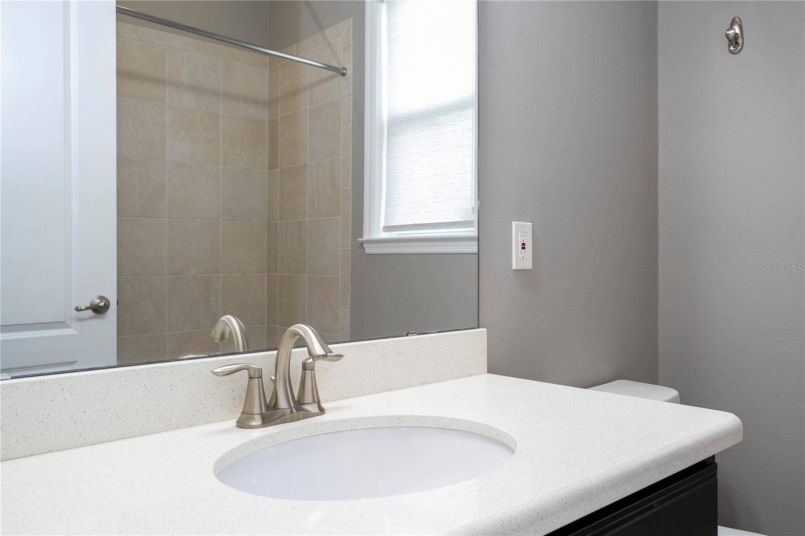7573 GREEN MOUNTAIN WAY, Winter Garden, FL 34787 7573 GREEN MOUNTAIN WAY, Winter Garden, FL 34787