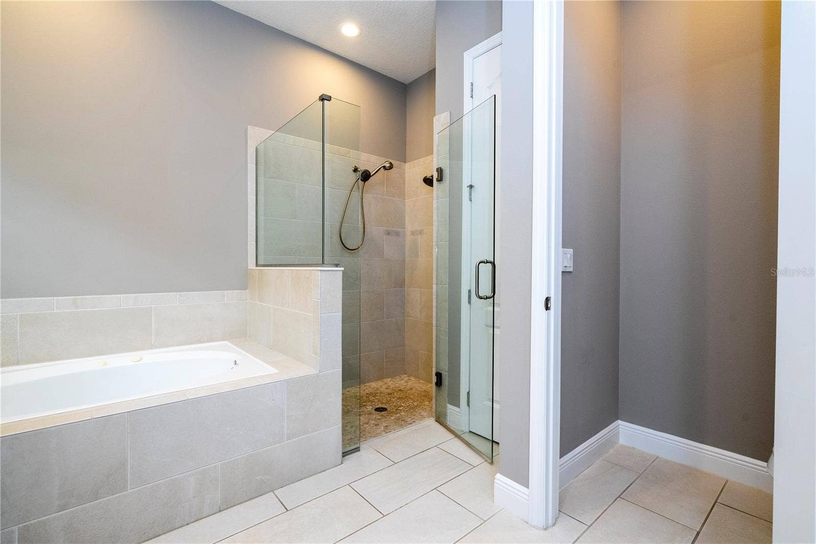 7573 GREEN MOUNTAIN WAY, Winter Garden, FL 34787 7573 GREEN MOUNTAIN WAY, Winter Garden, FL 34787