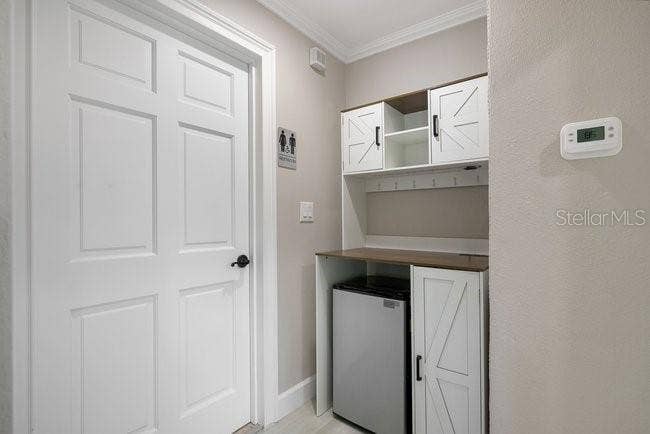 604 N SINCLAIR AVENUE, Tavares, FL 32778 604 N SINCLAIR AVENUE, Tavares, FL 32778