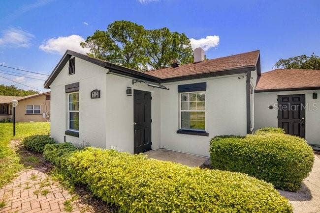 604 N SINCLAIR AVENUE, Tavares, FL 32778 604 N SINCLAIR AVENUE, Tavares, FL 32778